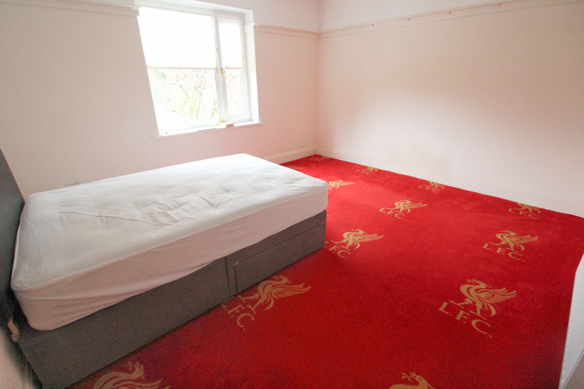 2 bedroom detached bungalow For Sale in Wigan - Photograph 9.