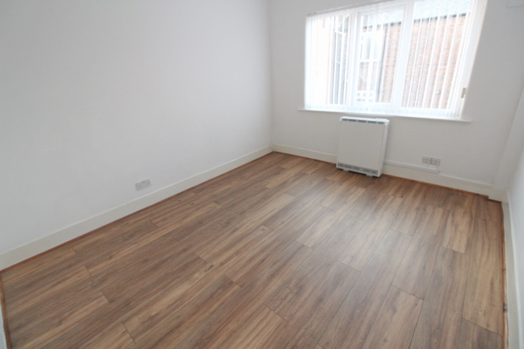 2 bedroom apartment flat/apartment To Let in Wigan - Photograph 4.