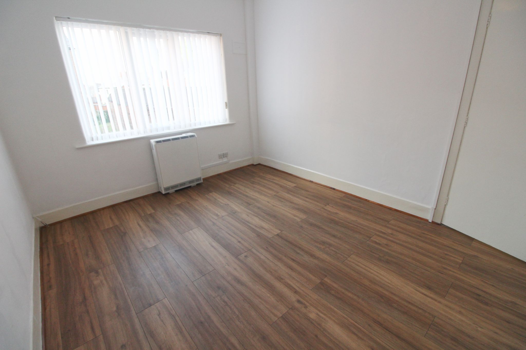 2 bedroom apartment flat/apartment To Let in Wigan - Photograph 5.