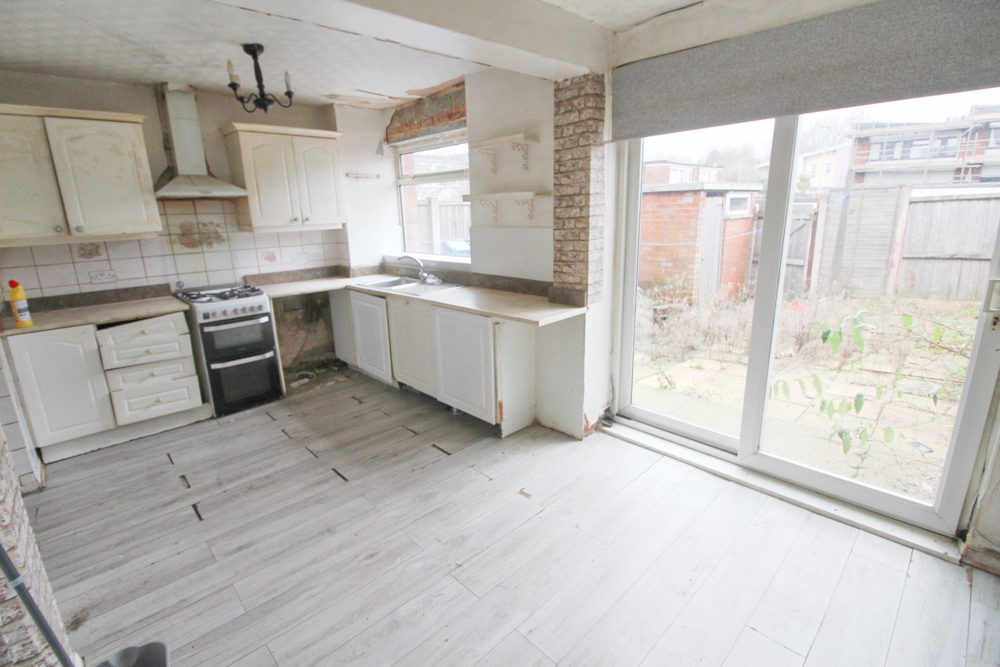 3 bedroom mid terraced house For Sale in Wigan - Photograph 7.