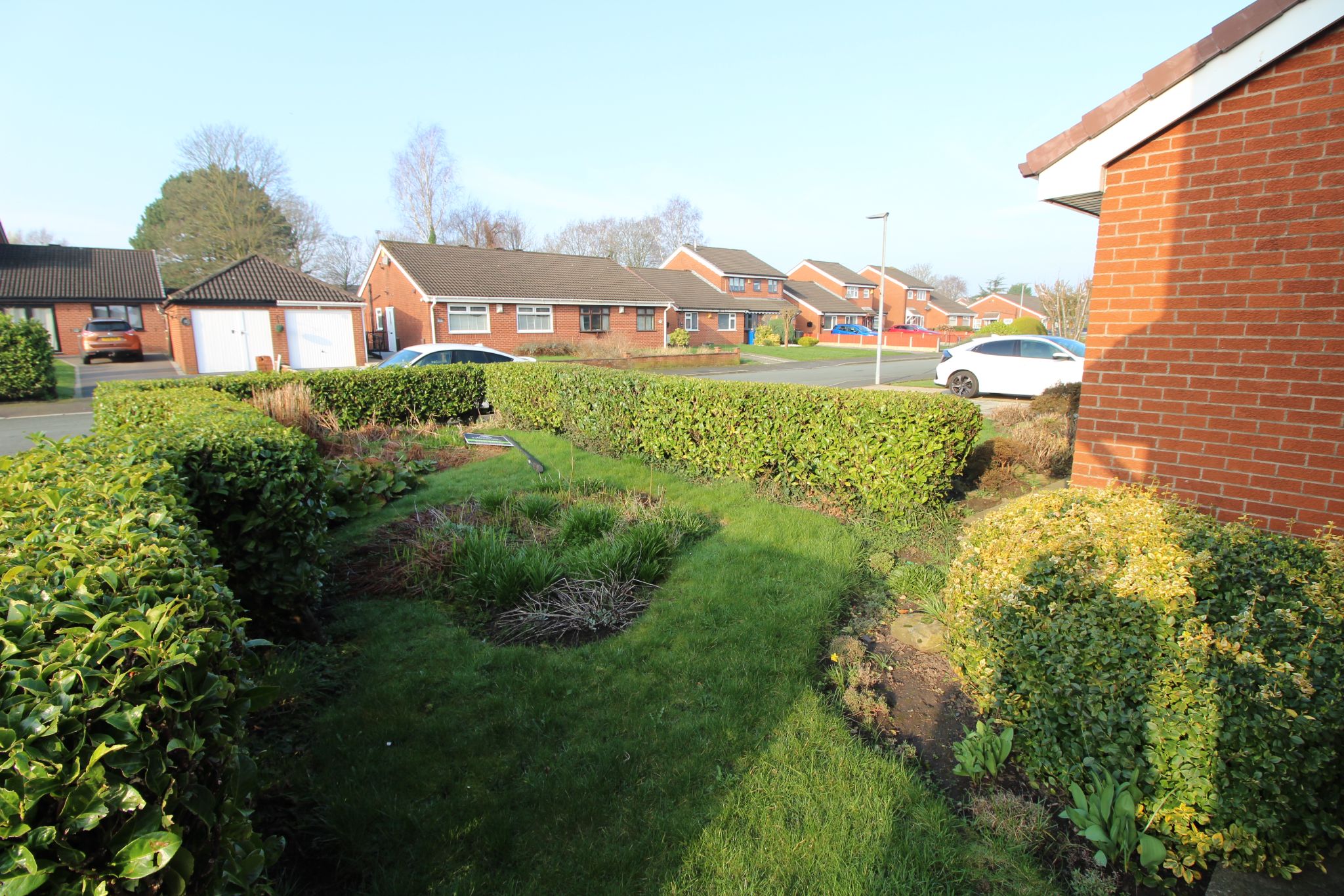 3 bedroom semi-detached house For Sale in Wigan - Property photograph.