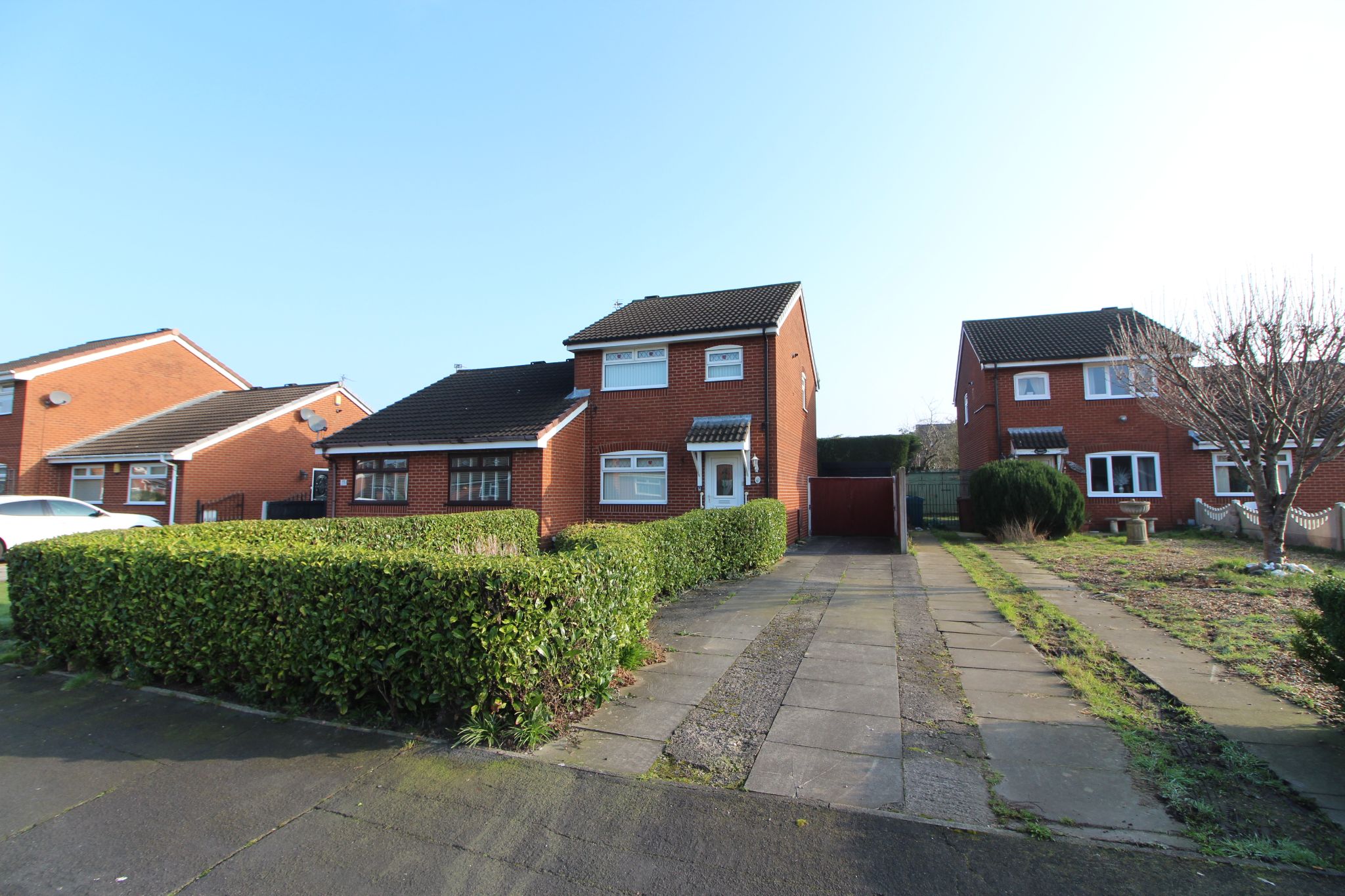 3 bedroom semi-detached house For Sale in Wigan - Property photograph.
