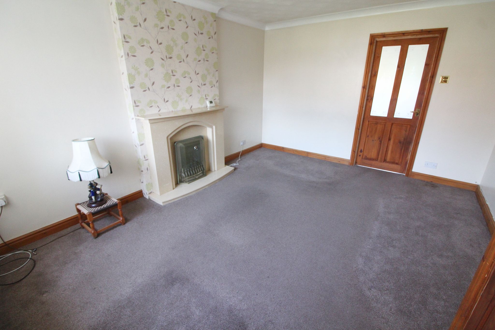 3 bedroom semi-detached house For Sale in Wigan - Photograph 4.