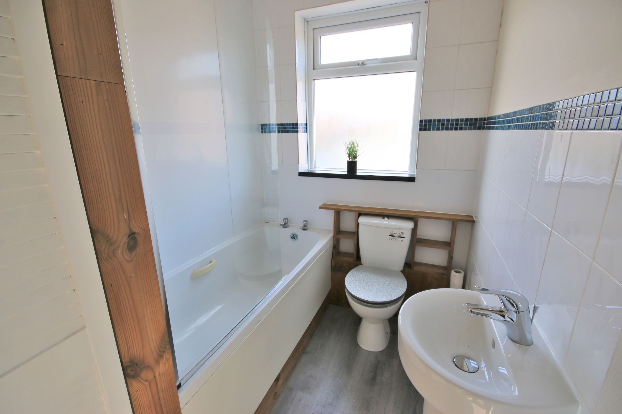 1 bedroom apartment flat/apartment SSTC in Wigan - Photograph 10.