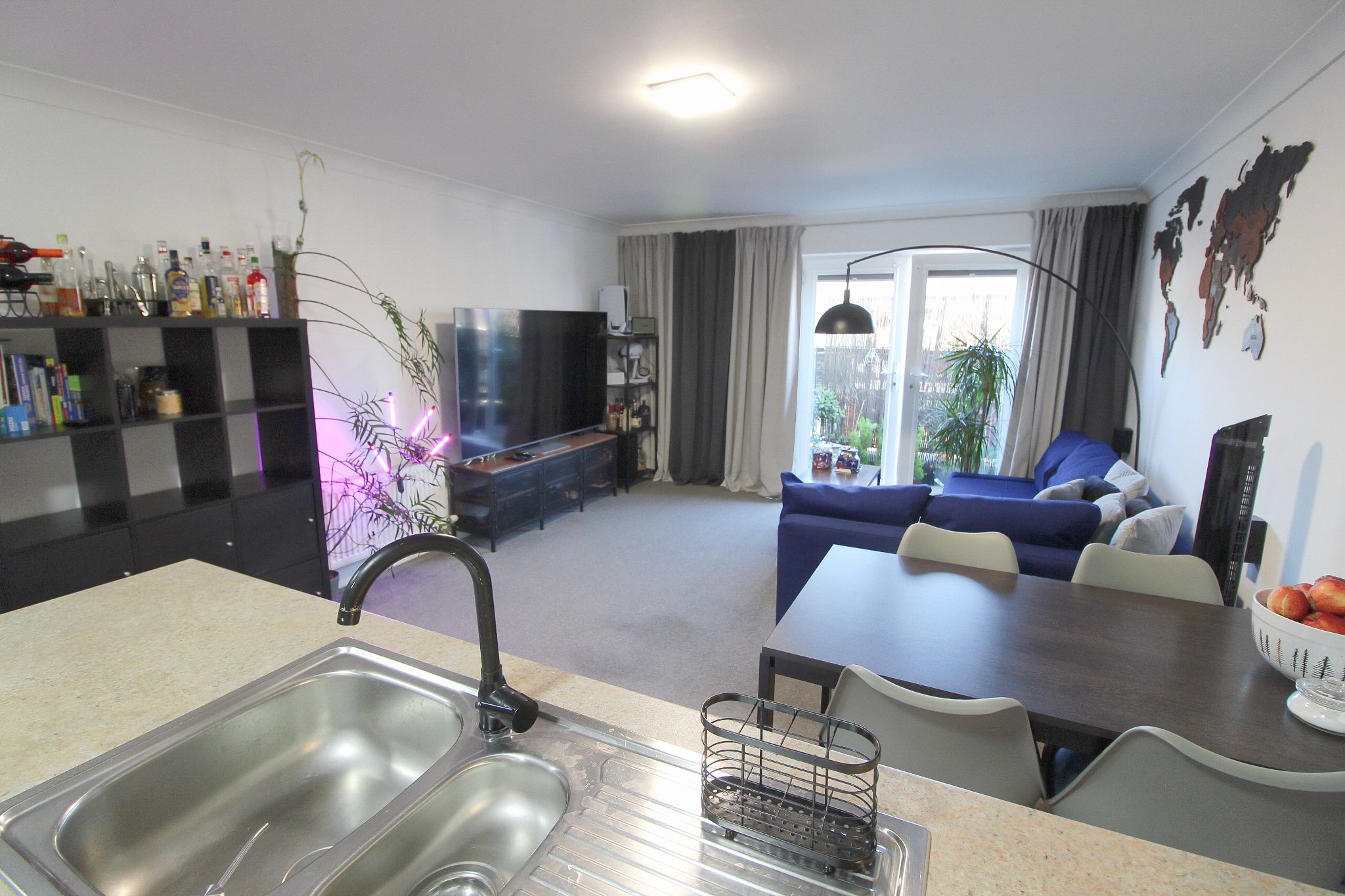 2 bedroom apartment flat/apartment For Sale in Wigan - Photograph 5.