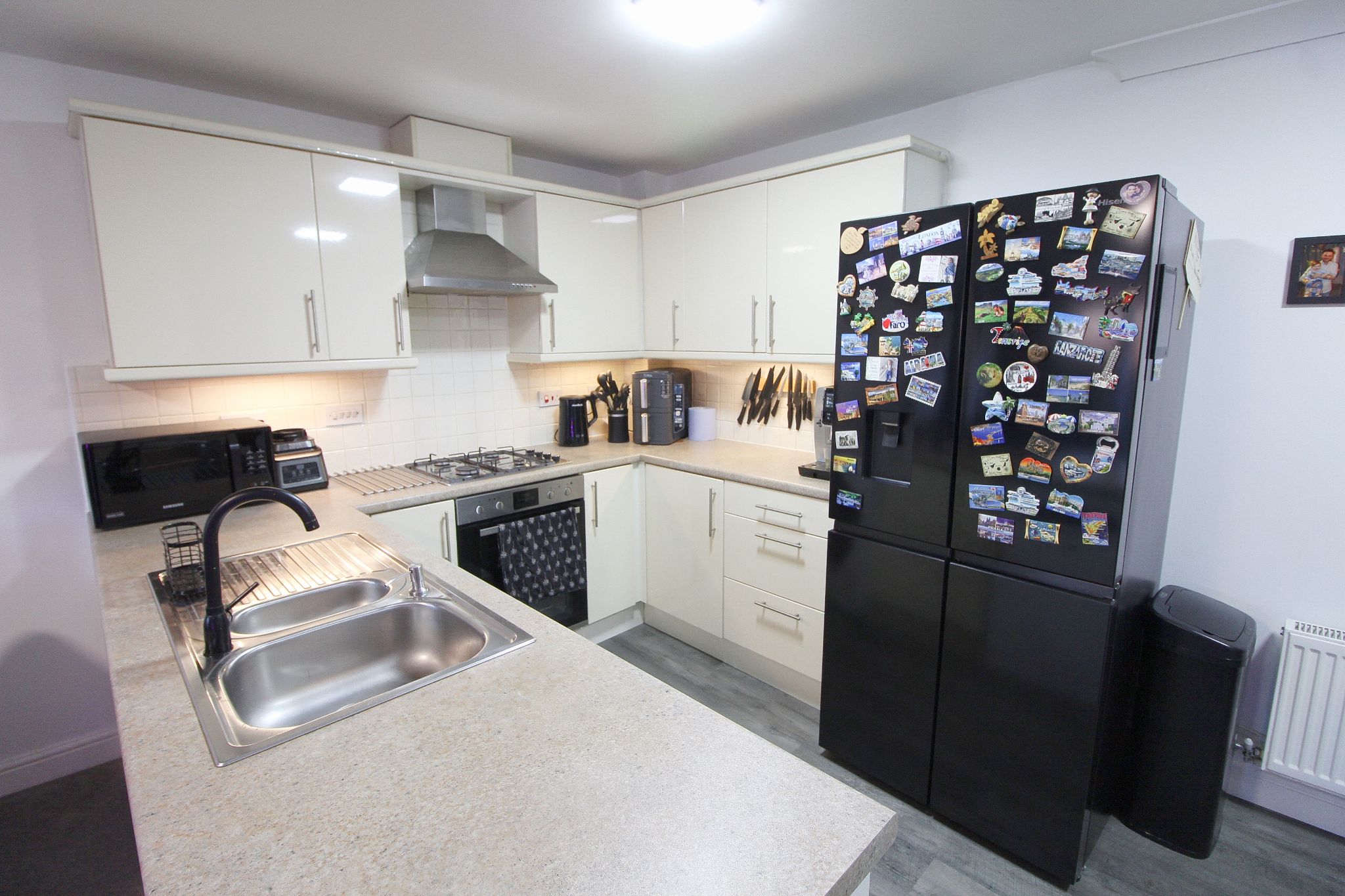 2 bedroom apartment flat/apartment For Sale in Wigan - Photograph 3.
