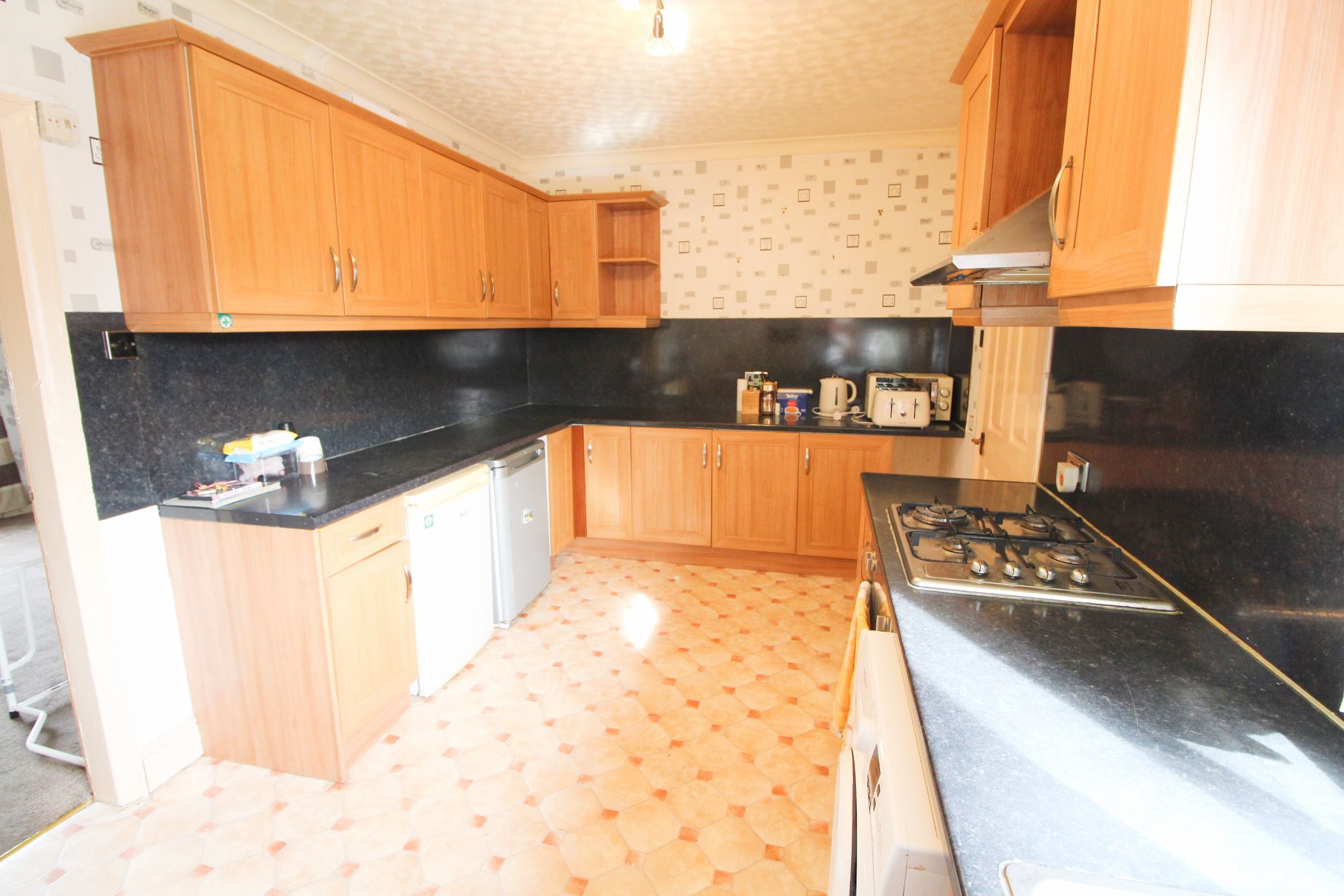 3 bedroom semi-detached house For Sale in Wigan - Photograph 5.