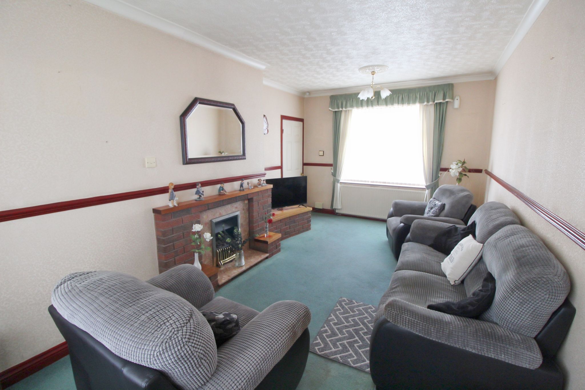 3 bedroom end terraced house For Sale in Wigan - Photograph 4.