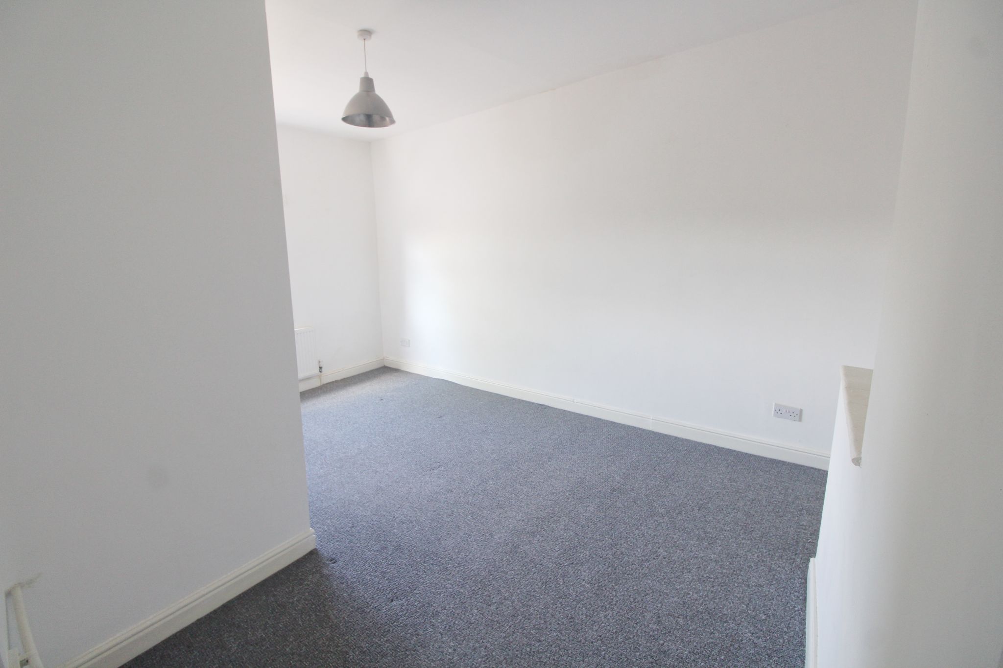 2 bedroom end terraced house To Let in Wigan - Photograph 9.