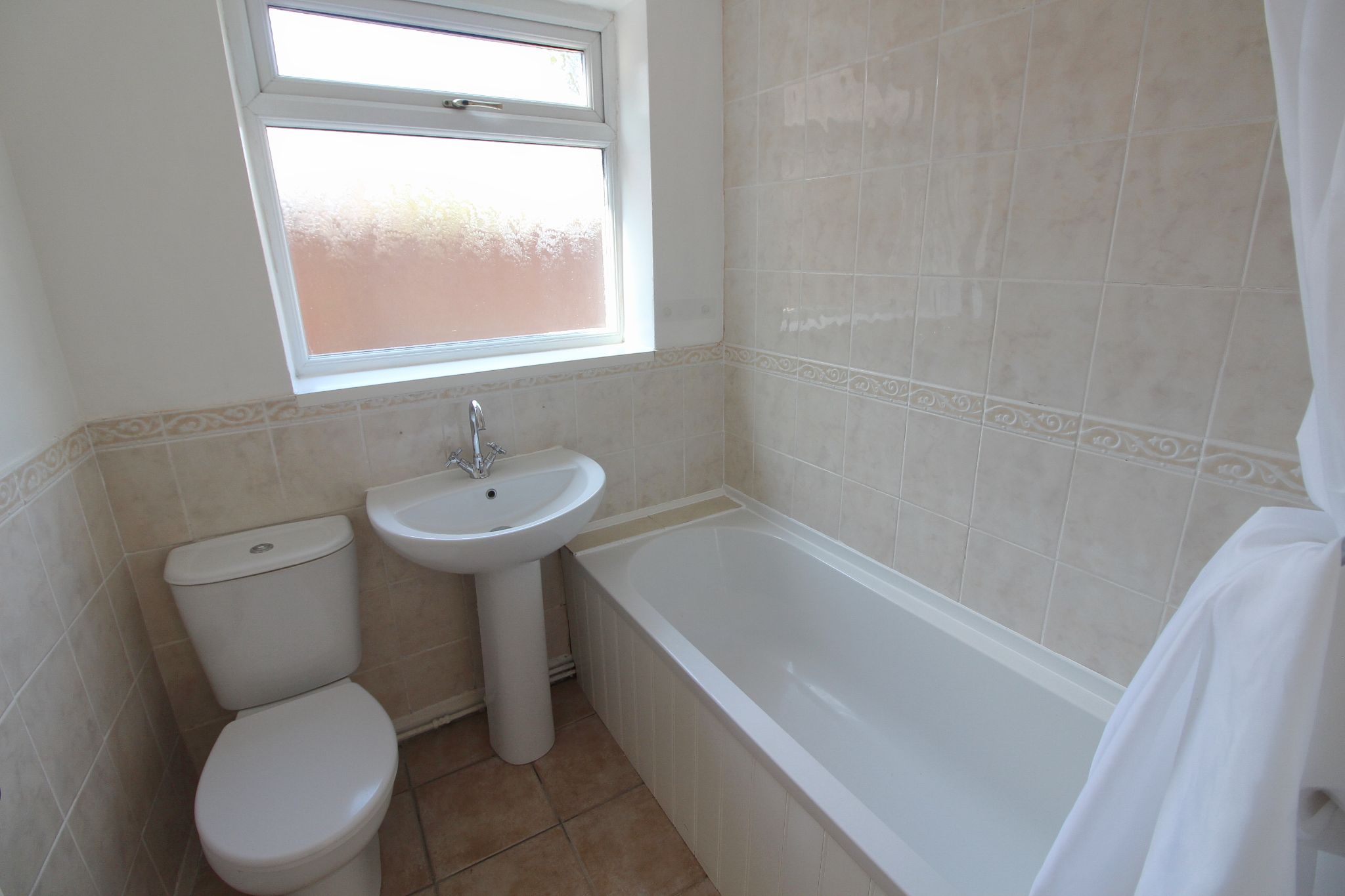 2 bedroom end terraced house To Let in Wigan - Photograph 6.