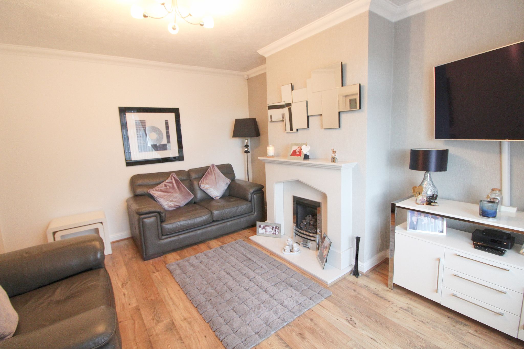 2 bedroom mid terraced house For Sale in Wigan - Property photograph.