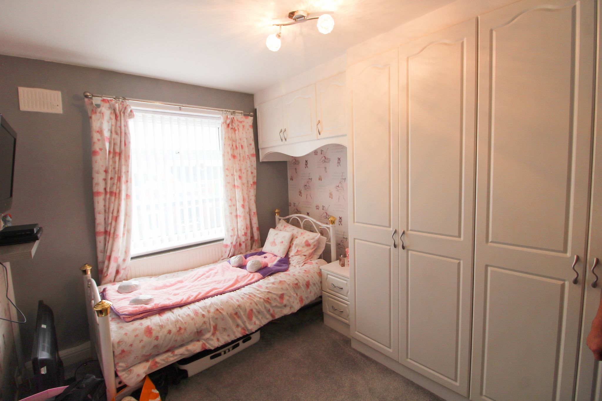 2 bedroom mid terraced house For Sale in Wigan - Photograph 10.