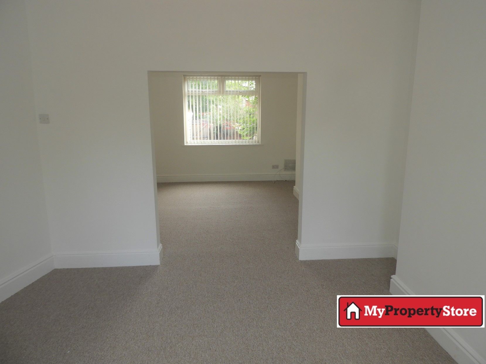 3 bedroom semi-detached house To Let in Doncaster - Photograph 4.