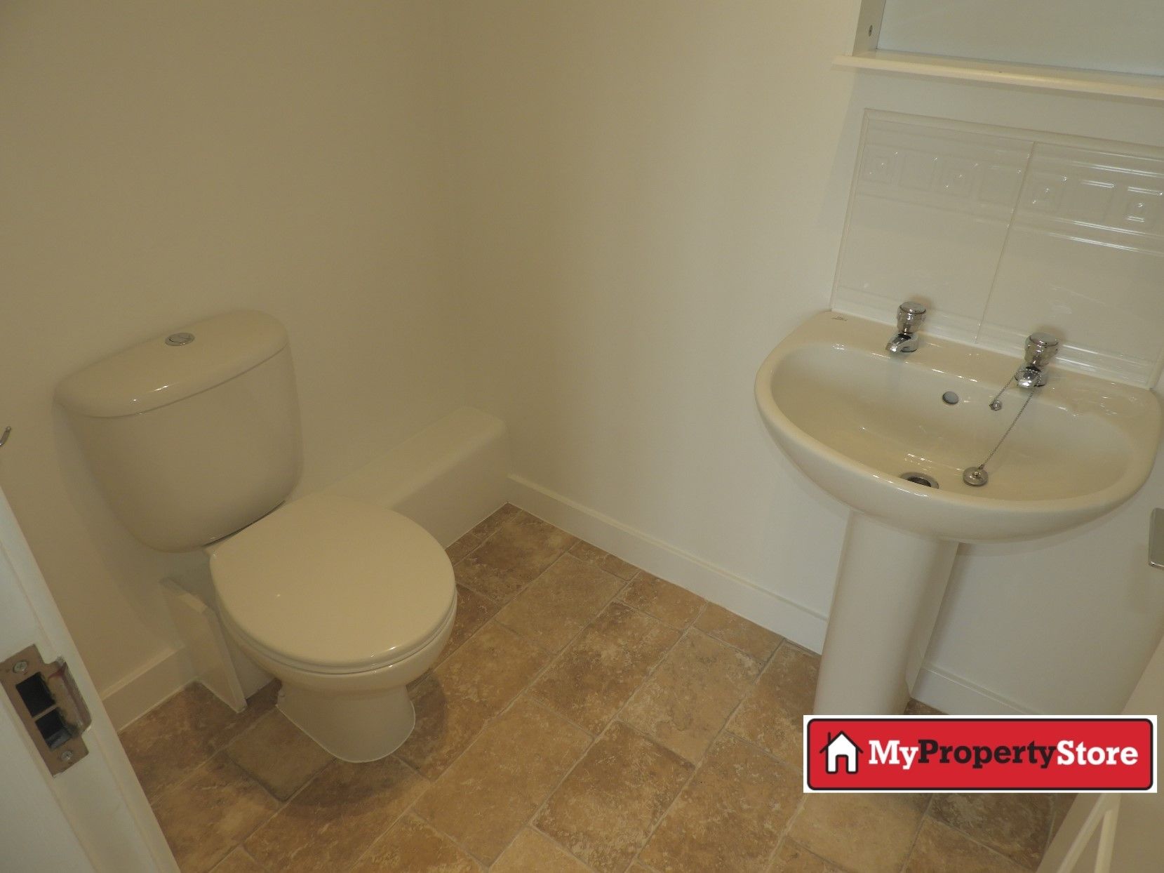 2 bedroom apartment flat/apartment Let Agreed in Doncaster - Photograph 6.