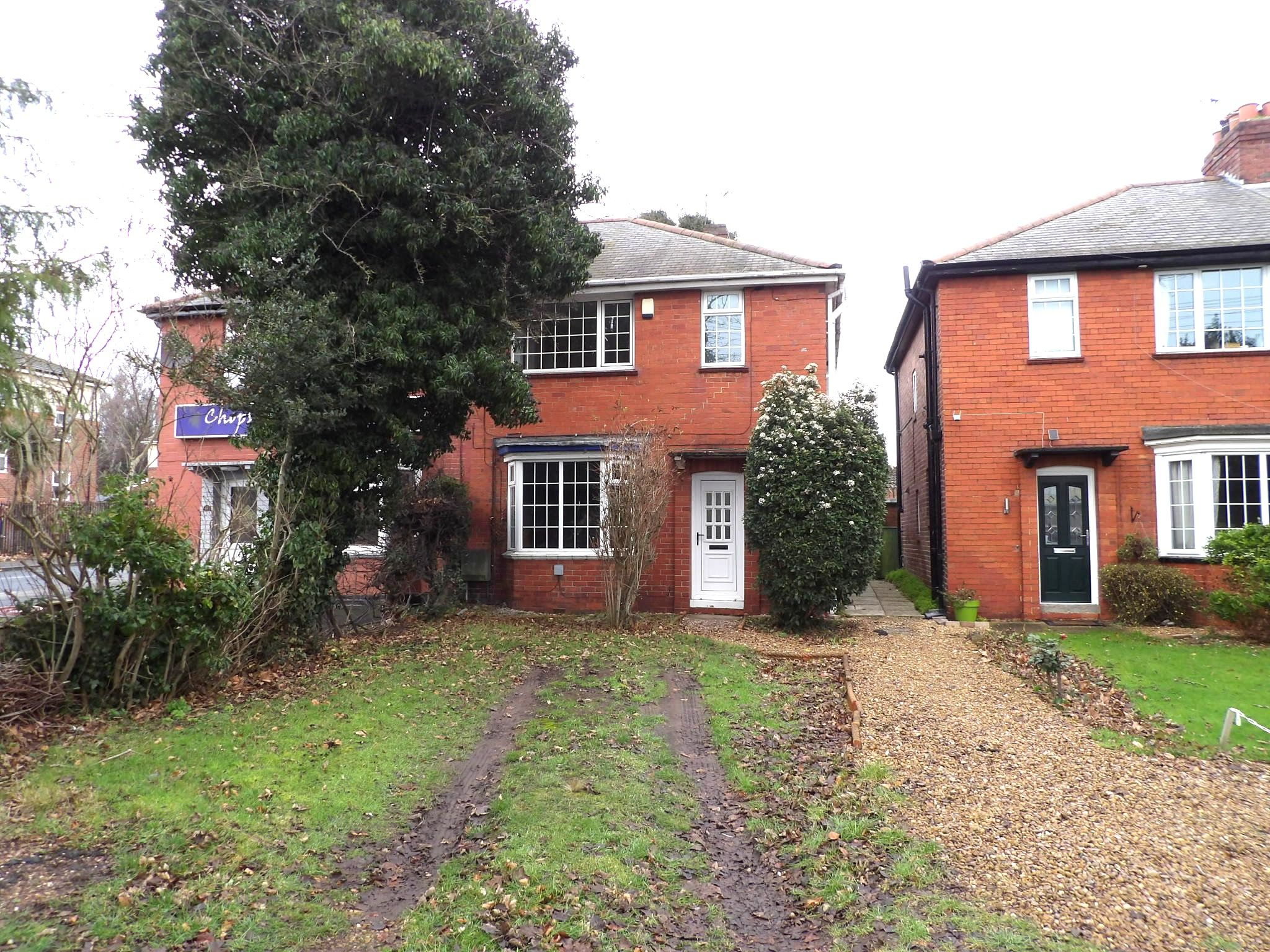 3 bedroom semi-detached house To Let in Doncaster - Property photograph.