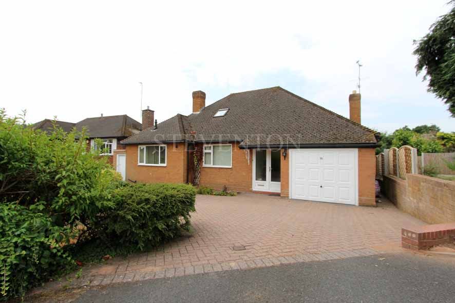 3 Bed Detached Bungalow For Sale - Photograph 2