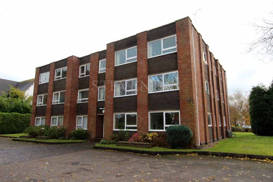 2 Bed Apartment Flat/apartment For Sale - Photograph 12