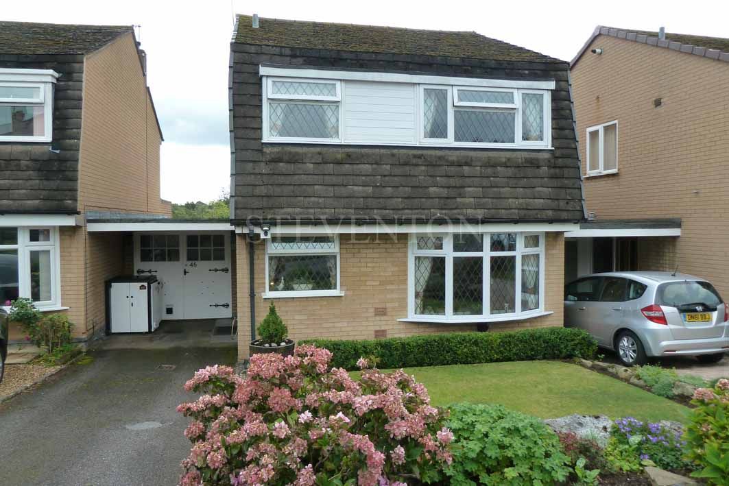 3 Bed Link Detached House For Sale - Photograph 1