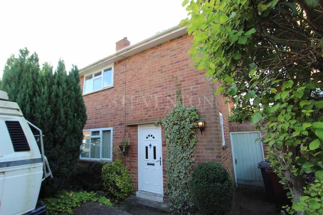 2 Bed End Terraced House For Sale - Photograph 1