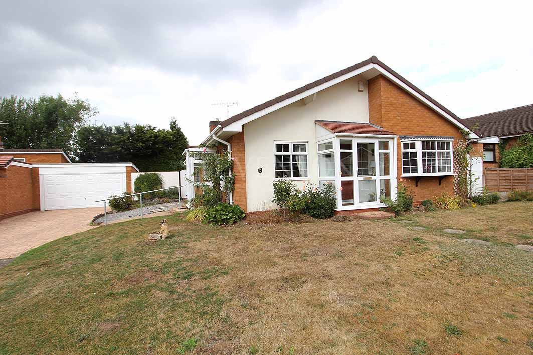 2 Bed Detached Bungalow For Sale - Photograph 1