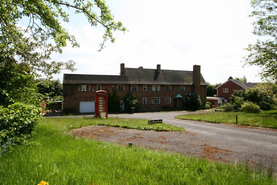 9 Bed Detached House For Sale - 1