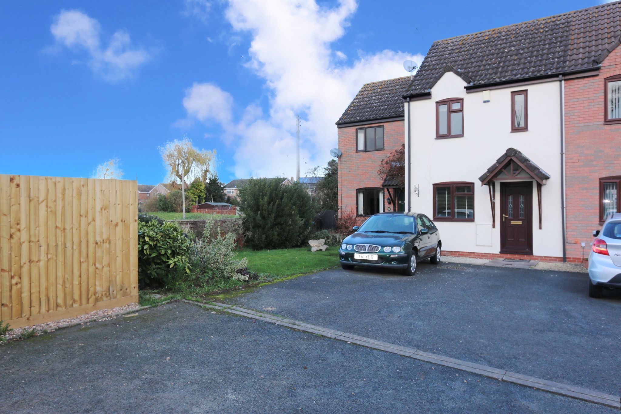 2 bedroom mid terraced house For Sale Alcester - Photograph 1