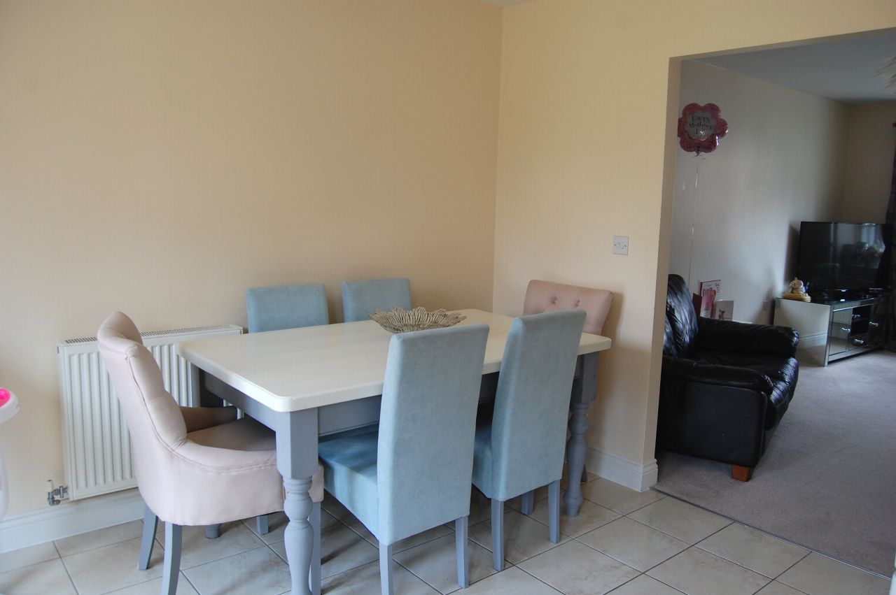  - Previous kitchen photo