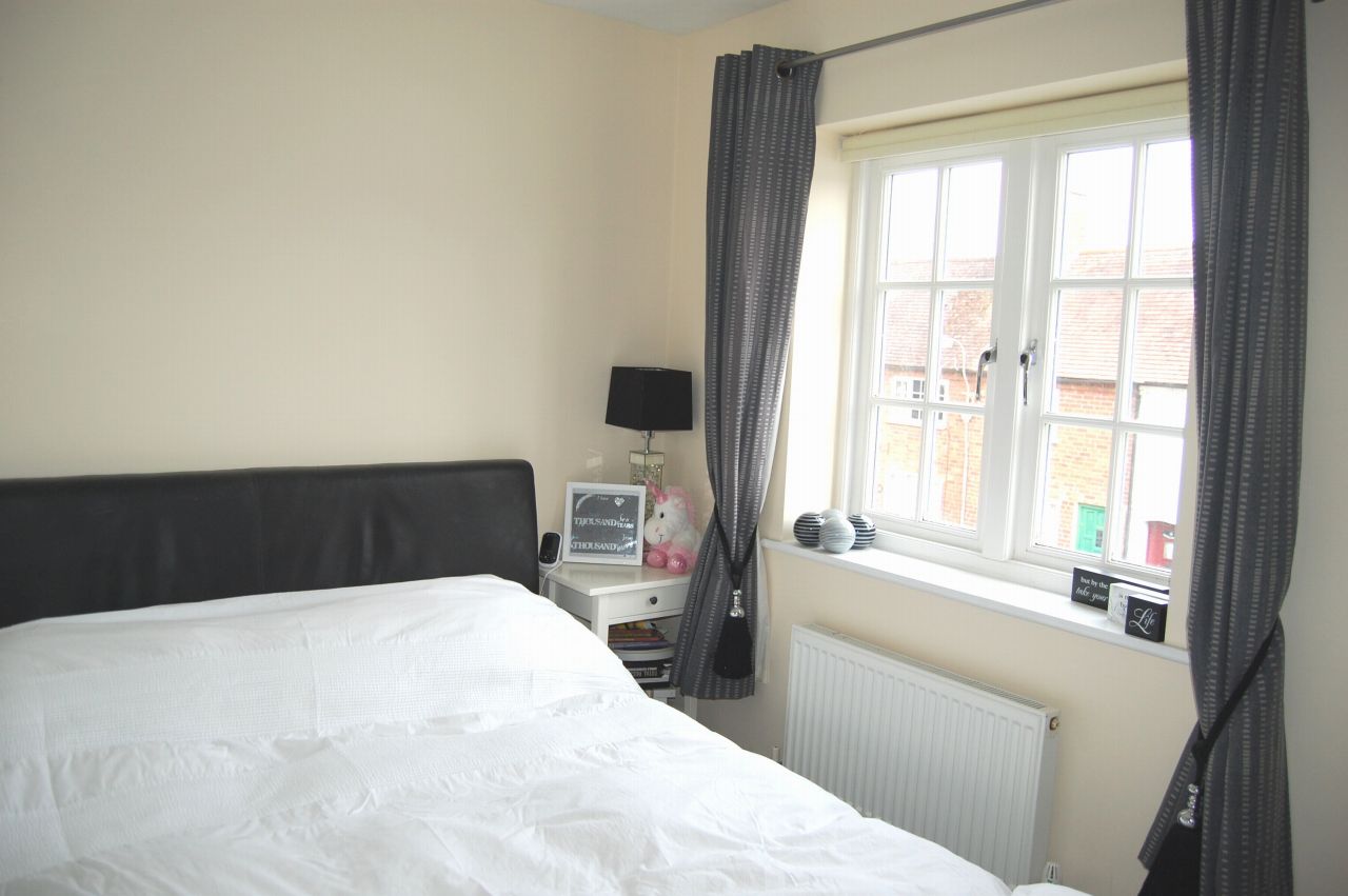  - Previous bedroom photo