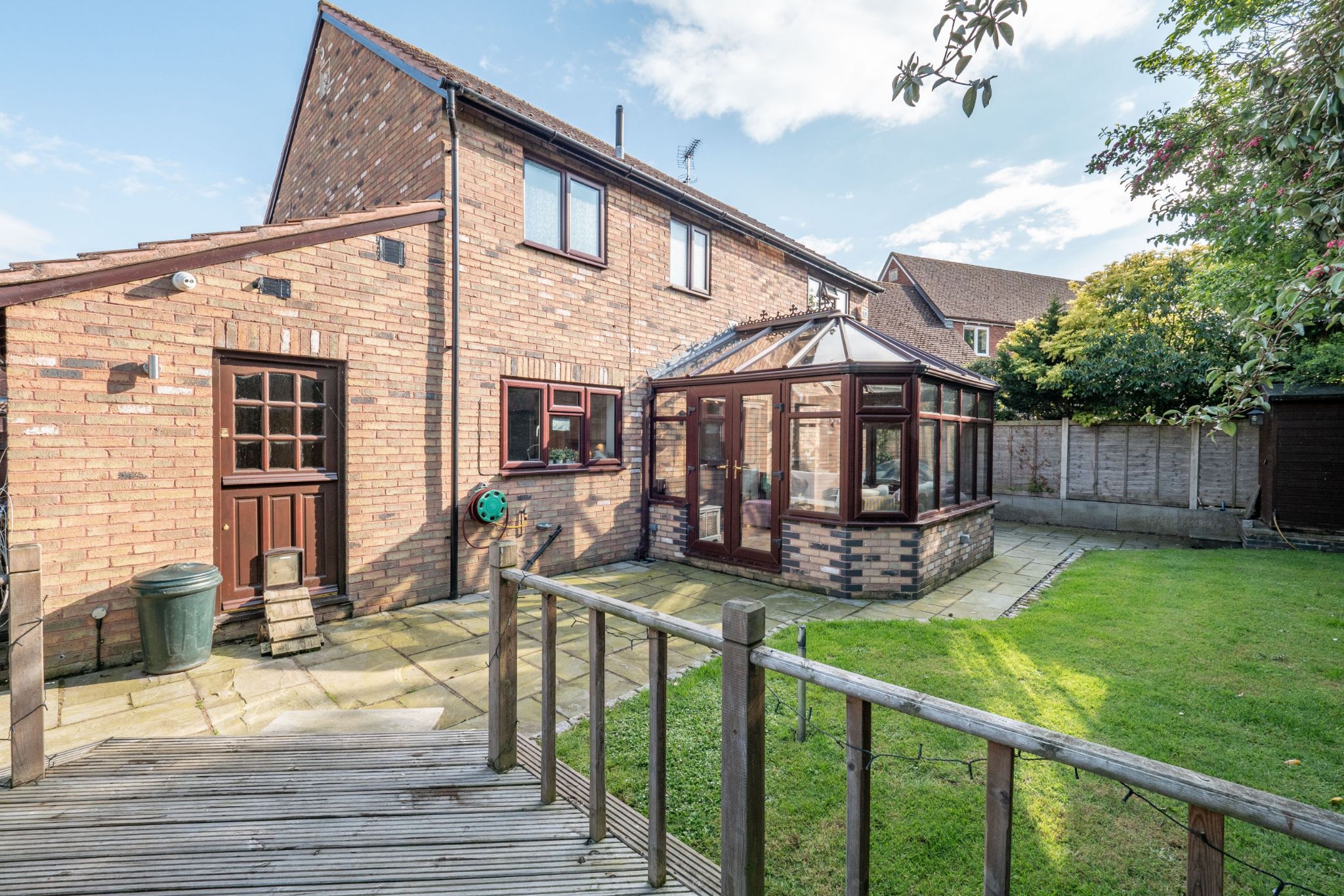 4 bedroom detached house For Sale Alcester - Photograph 22