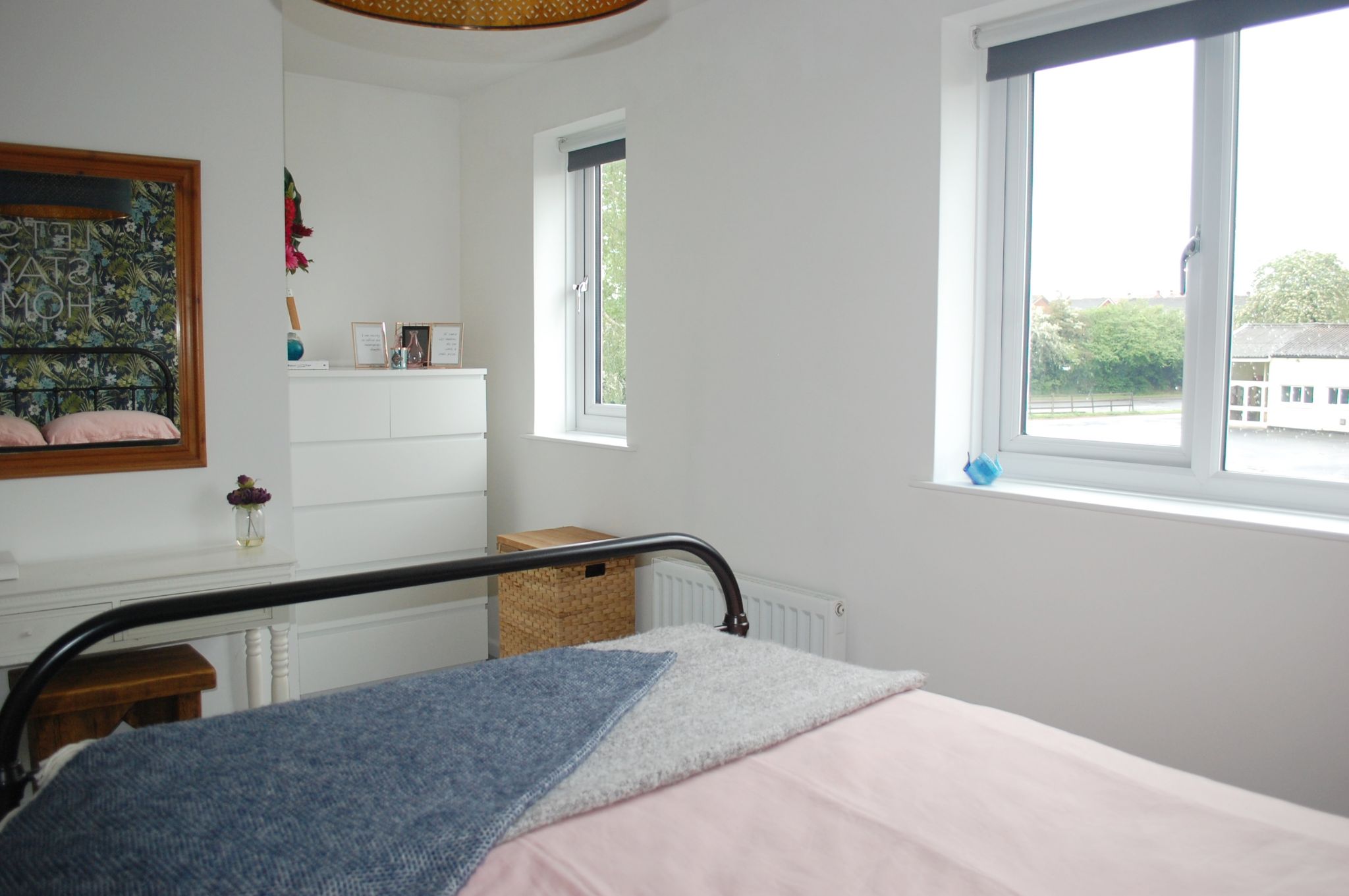 2 bedroom semi-detached house SSTC in Bidford-on-avon, Alcester - Photograph 9