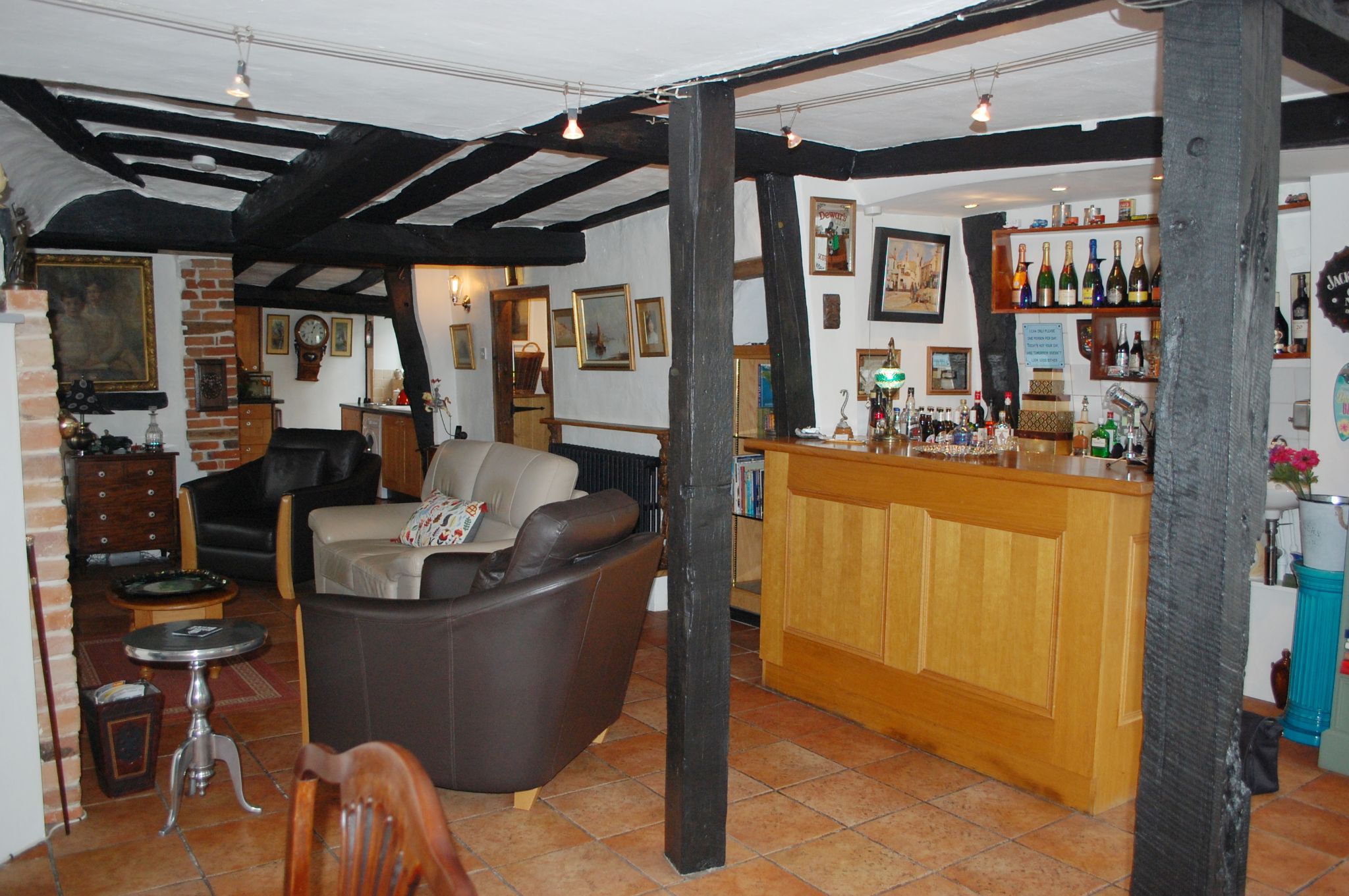 3 bedroom town house For Sale Alcester - Photograph 9