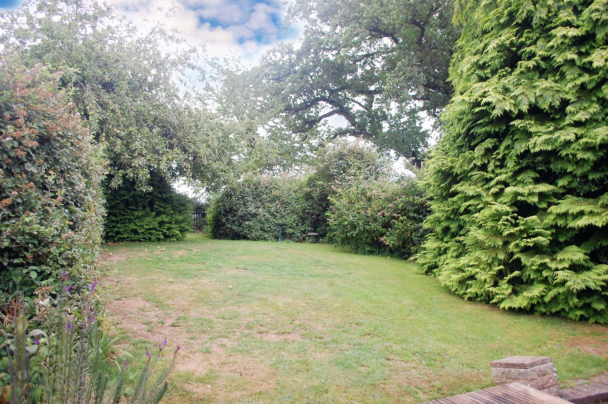 4 bedroom detached house SSTC Alcester - Photograph 2