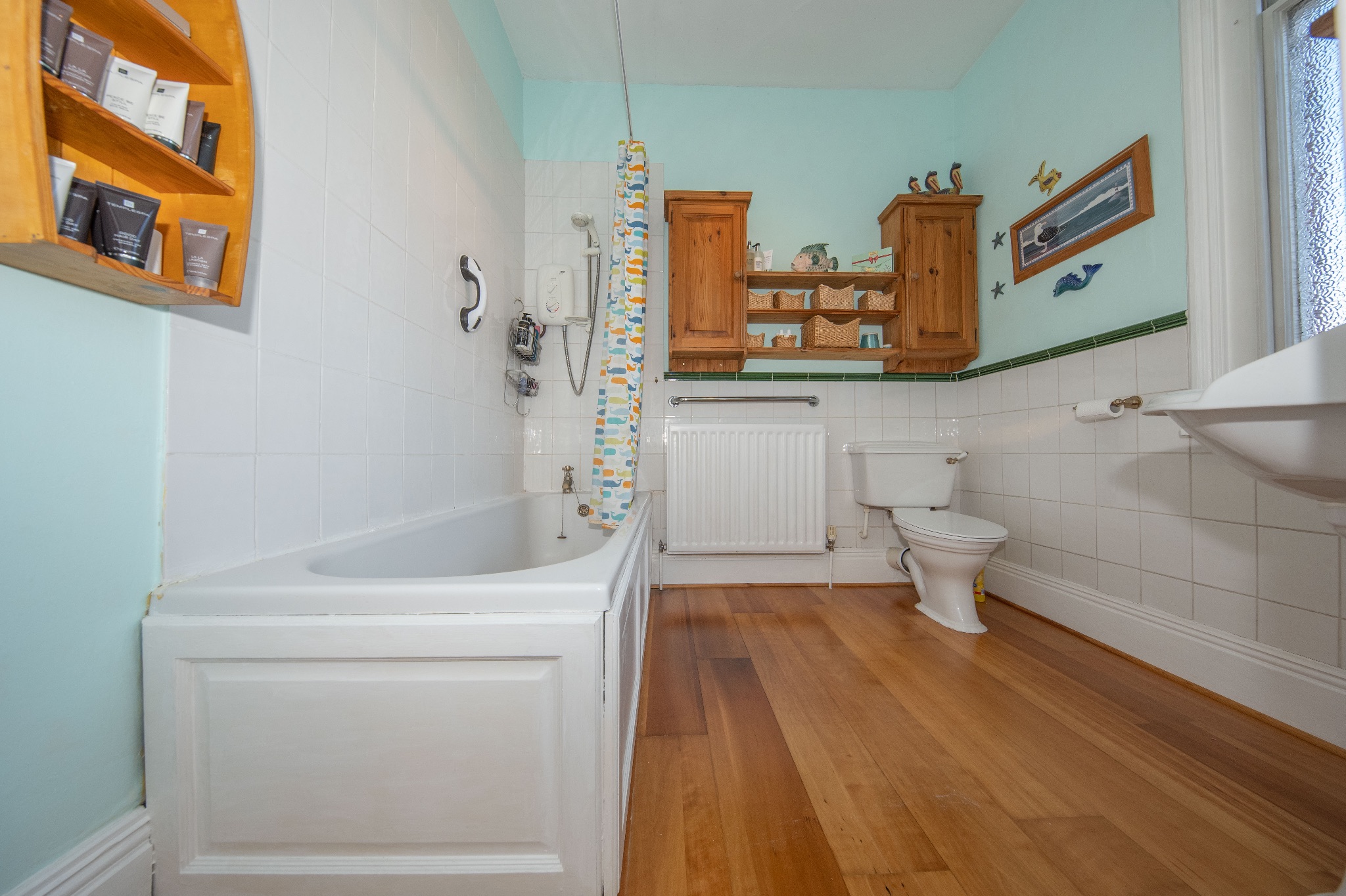6 bedroom semi-detached house For Sale Alcester - Photograph 17