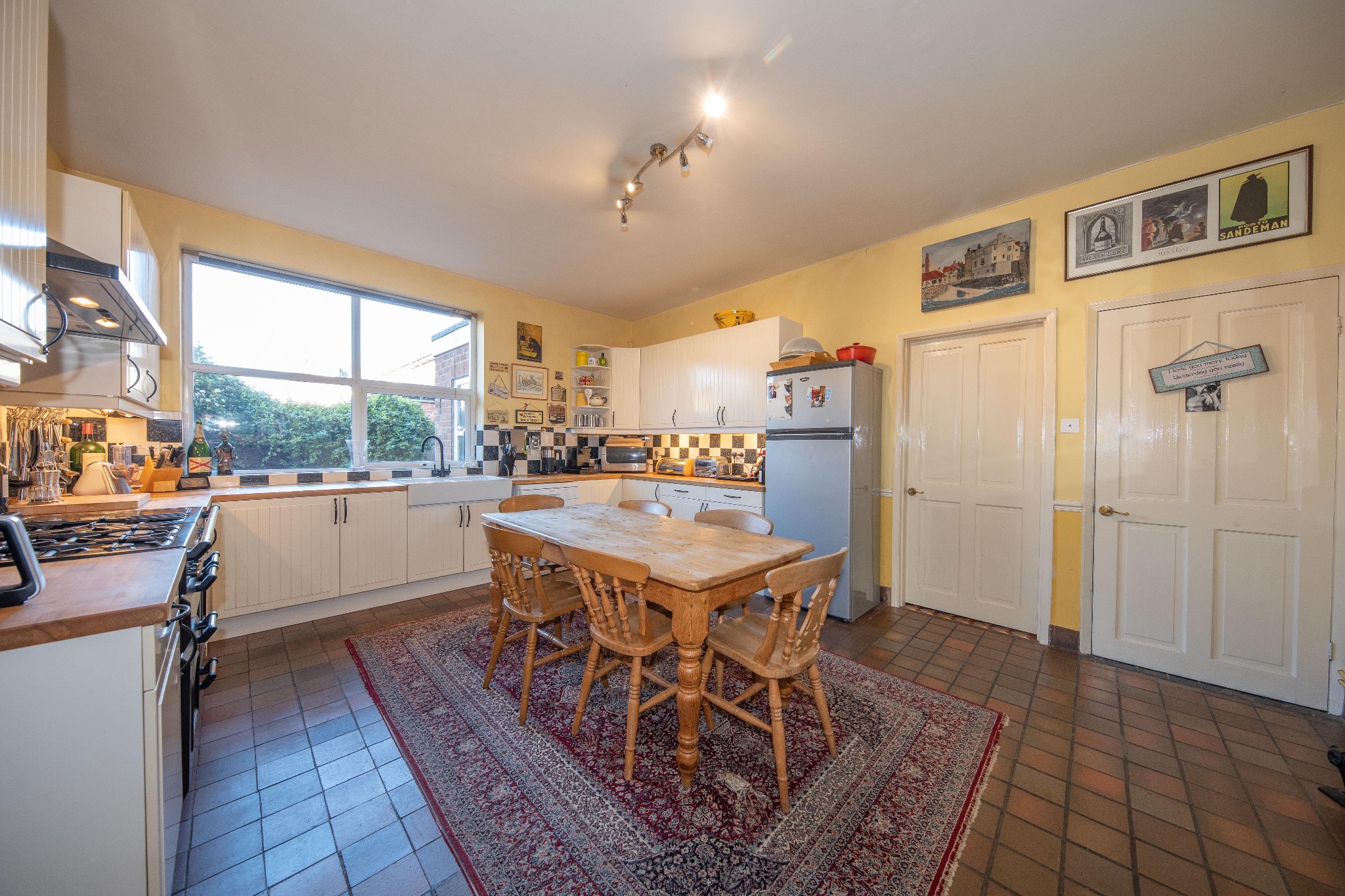 6 bedroom semi-detached house For Sale Alcester - Photograph 17