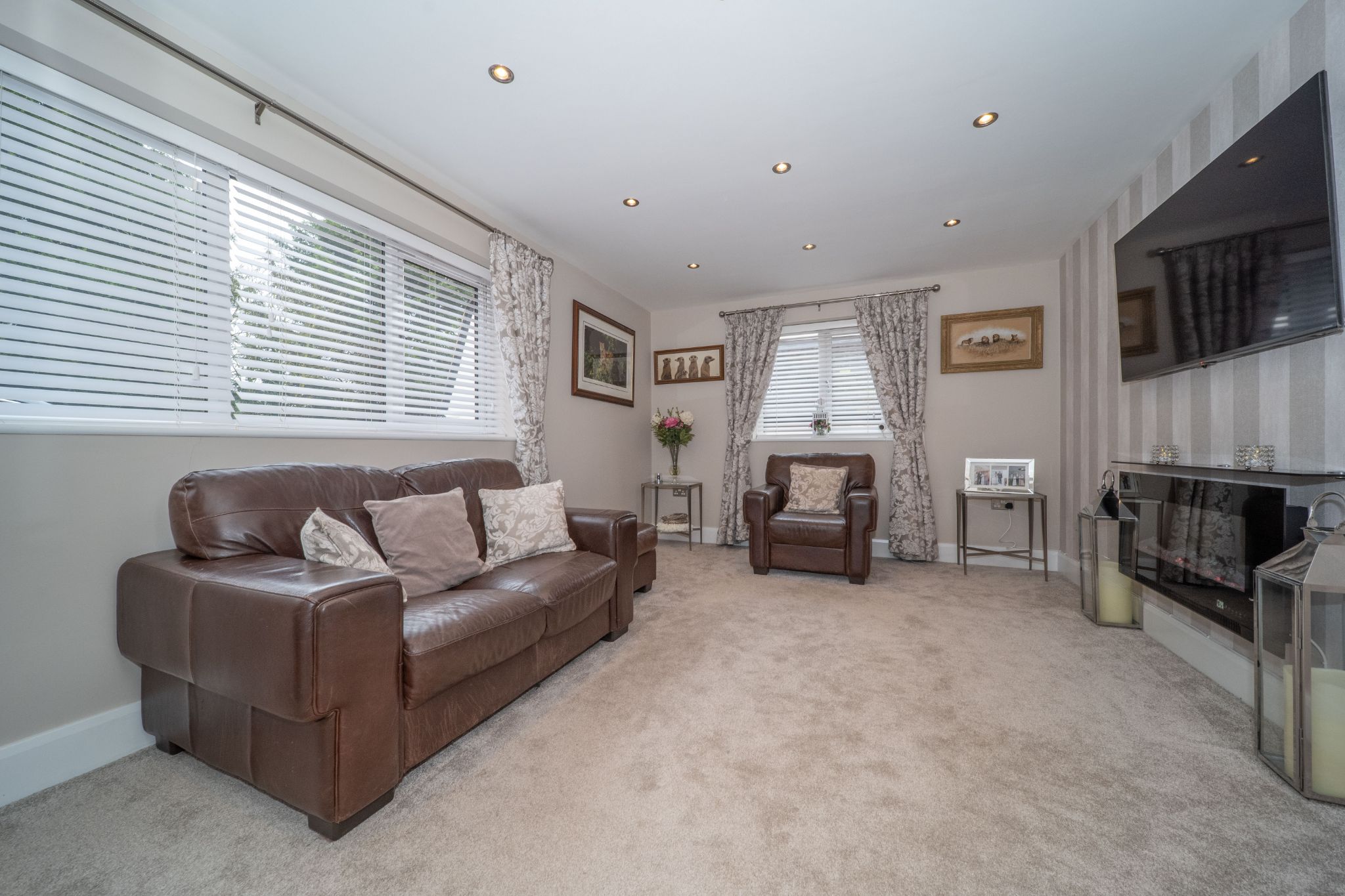 4 bedroom detached house For Sale in Broom, Bidford On Avon, Alcester - Photograph 7