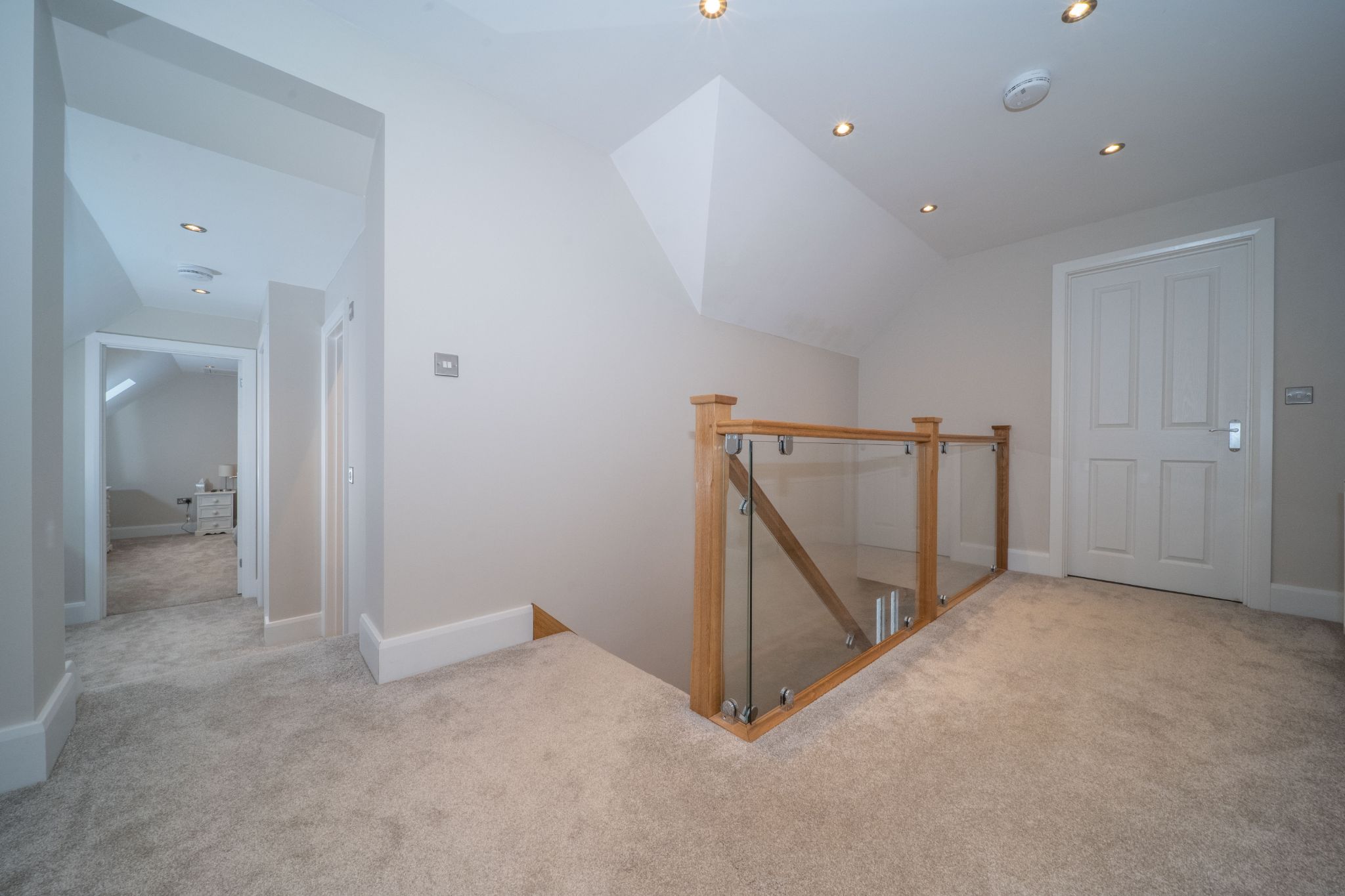 4 bedroom detached house For Sale in Broom, Bidford On Avon, Alcester - Photograph 12