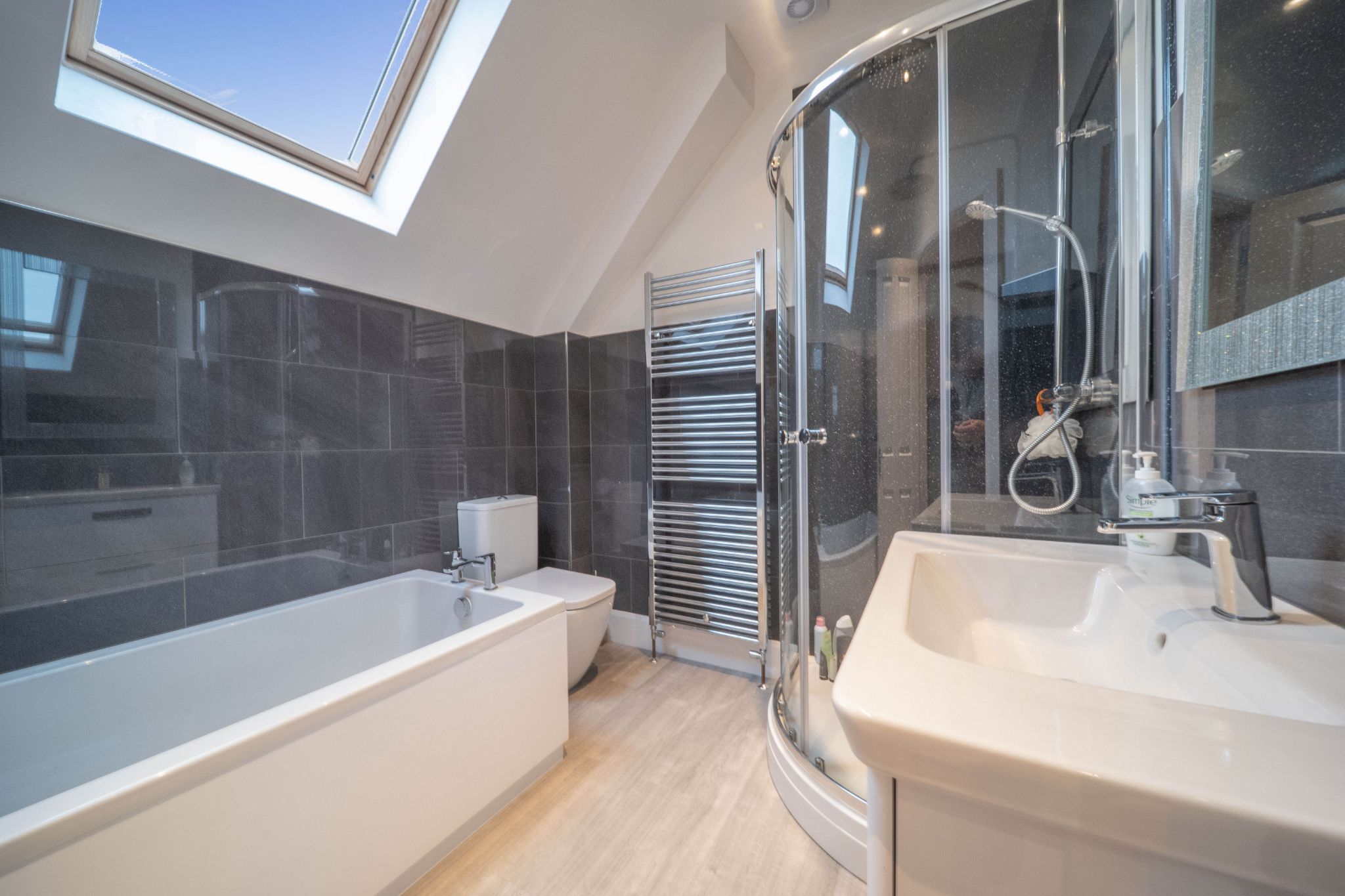 4 bedroom detached house For Sale in Broom, Bidford On Avon, Alcester - Photograph 19