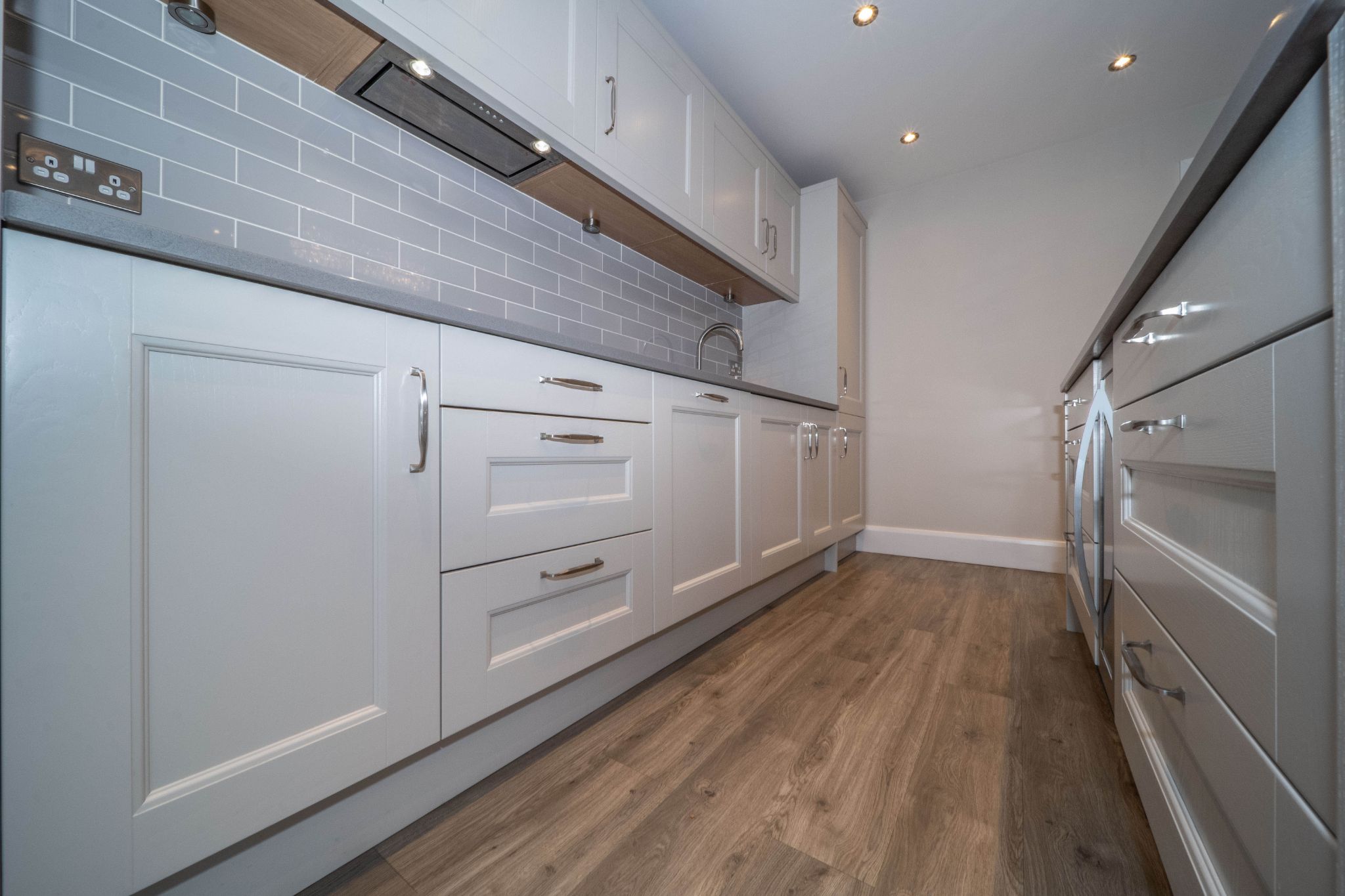 4 bedroom detached house For Sale in Broom, Bidford On Avon, Alcester - Photograph 10