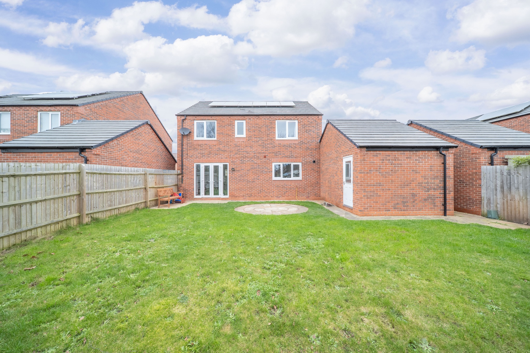 4 bedroom detached house For Sale in Bidford On Avon, Alcester - Photograph 19