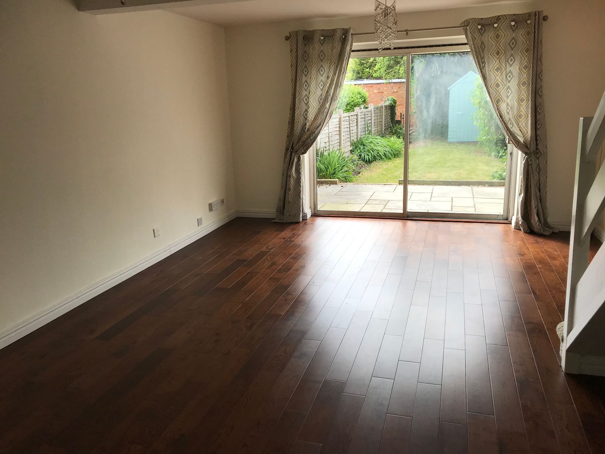 3 bedroom mid terraced house To Let Alcester - Photograph 3