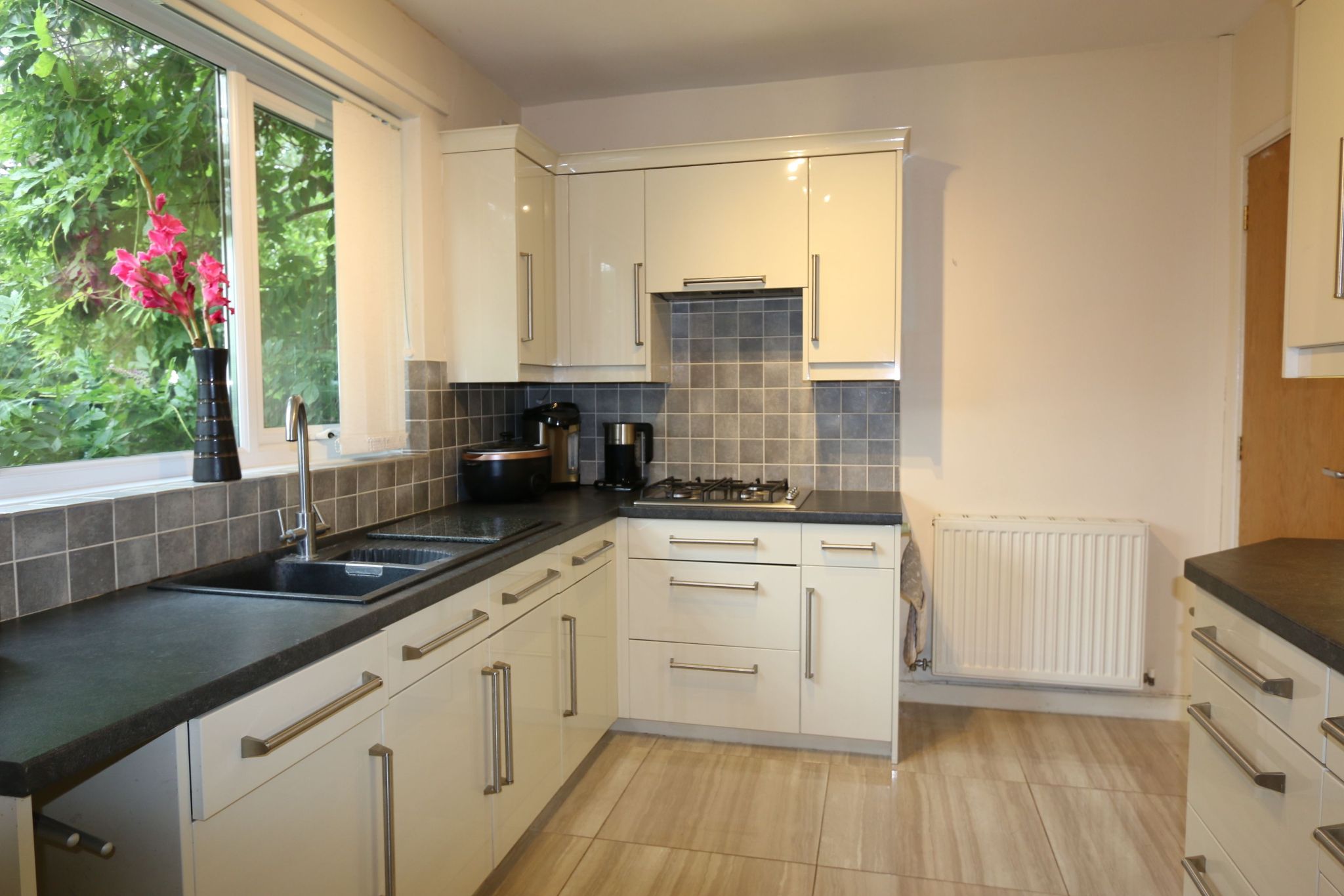 4 bedroom detached house SSTC Alcester - Photograph 7