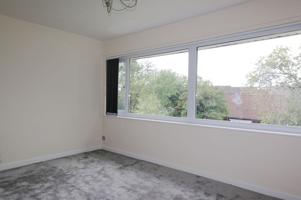4 bedroom detached house SSTC Alcester - Photograph 14