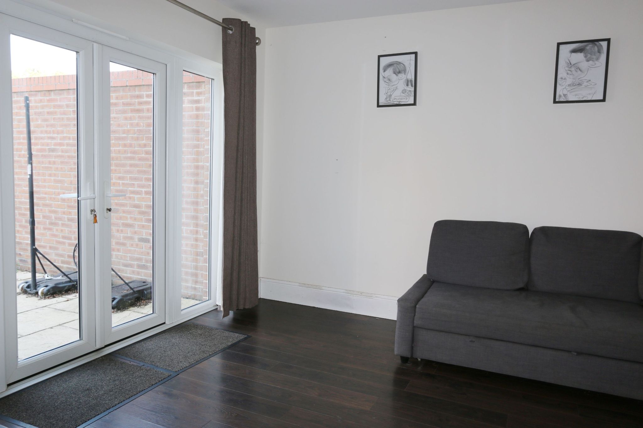 4 bedroom detached house For Sale Alcester - Photograph 8