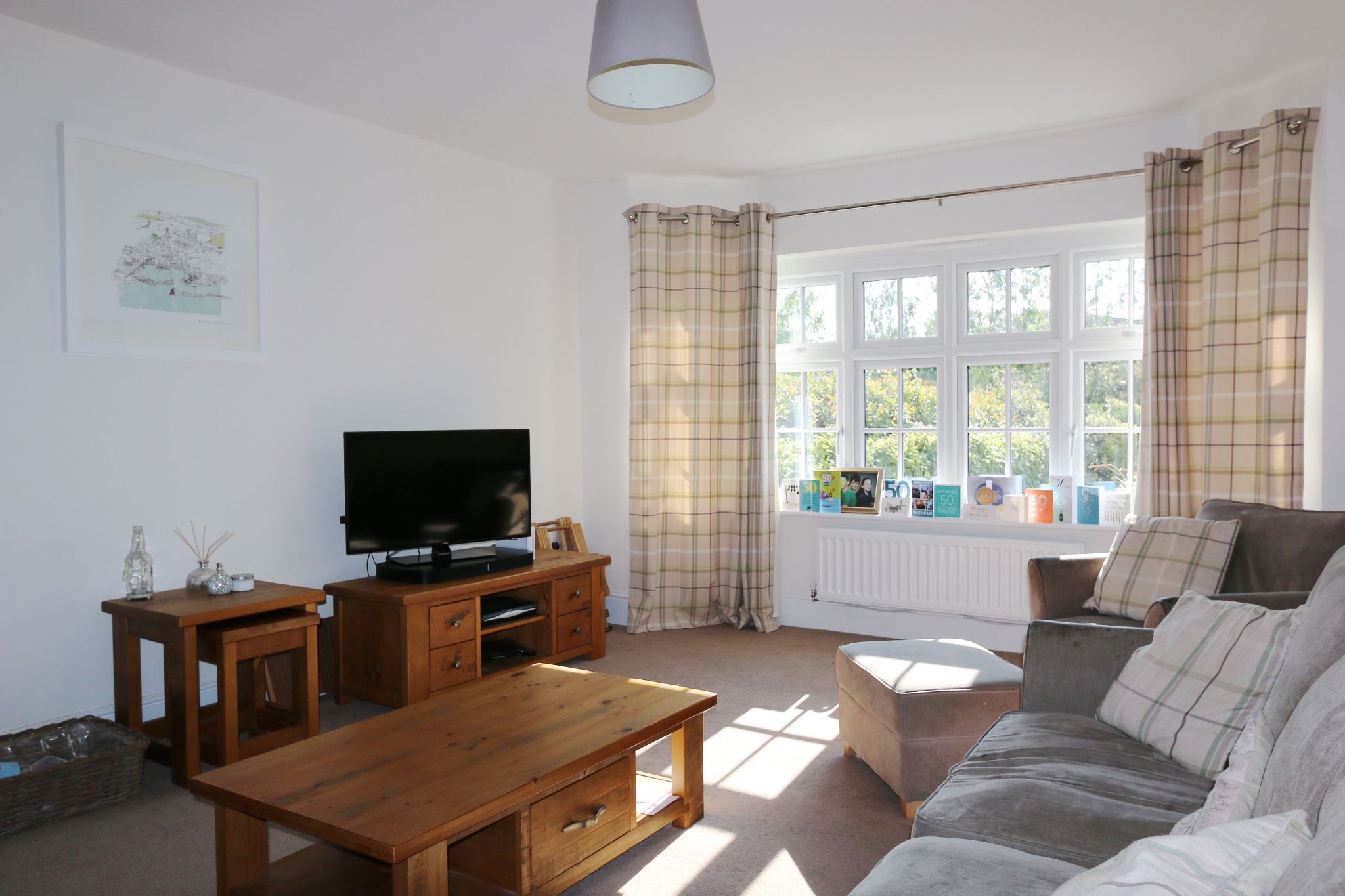 4 bedroom detached house For Sale Alcester - Photograph 9