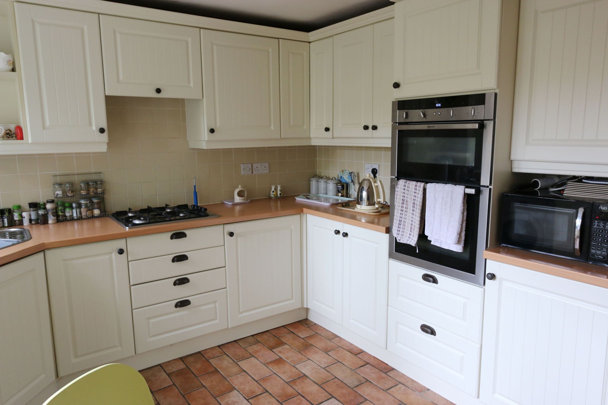 2 bedroom cottage house SSTC in Arrow, Alcester - Photograph 5