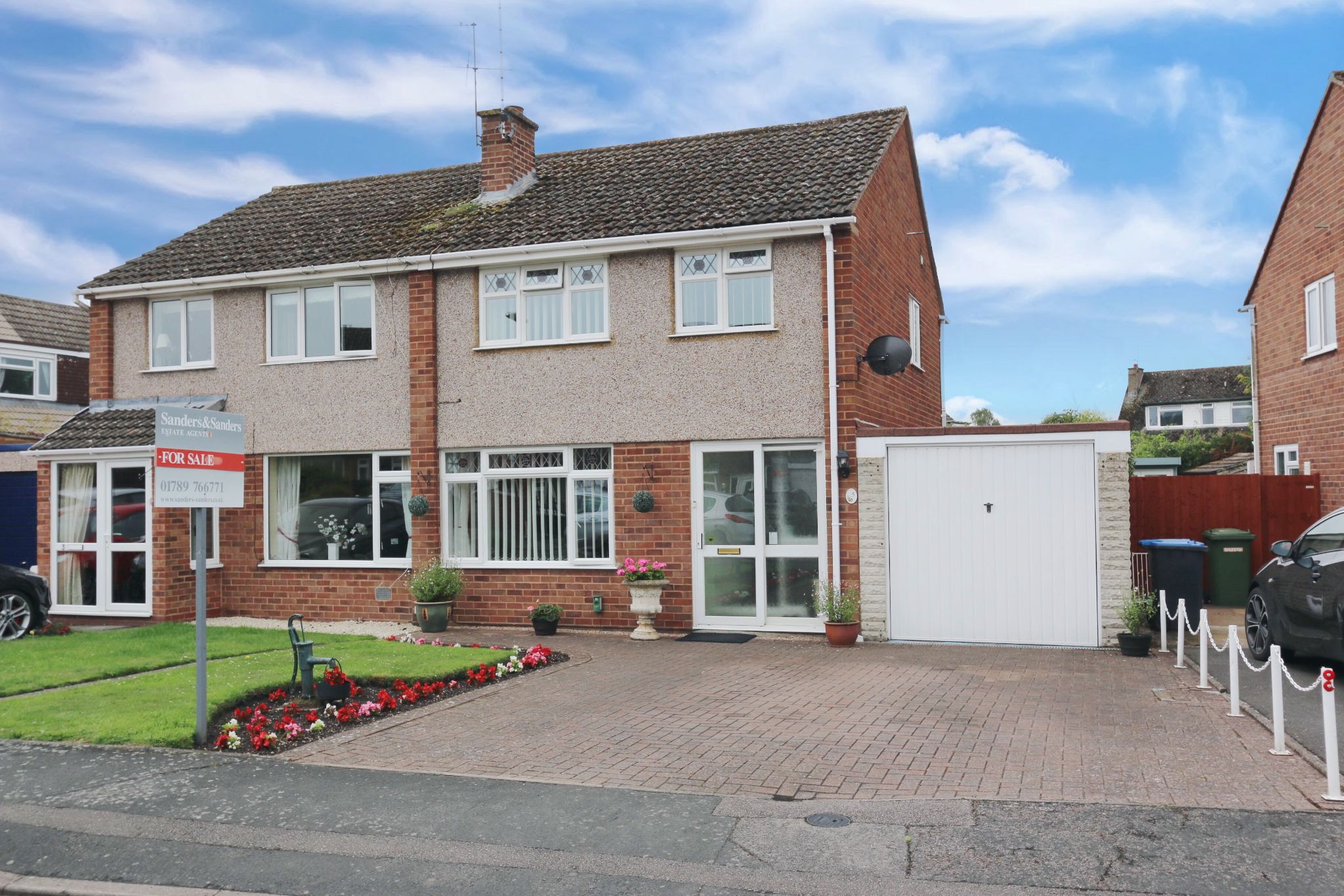 3 bedroom semi-detached house SSTC Alcester - Photograph 1