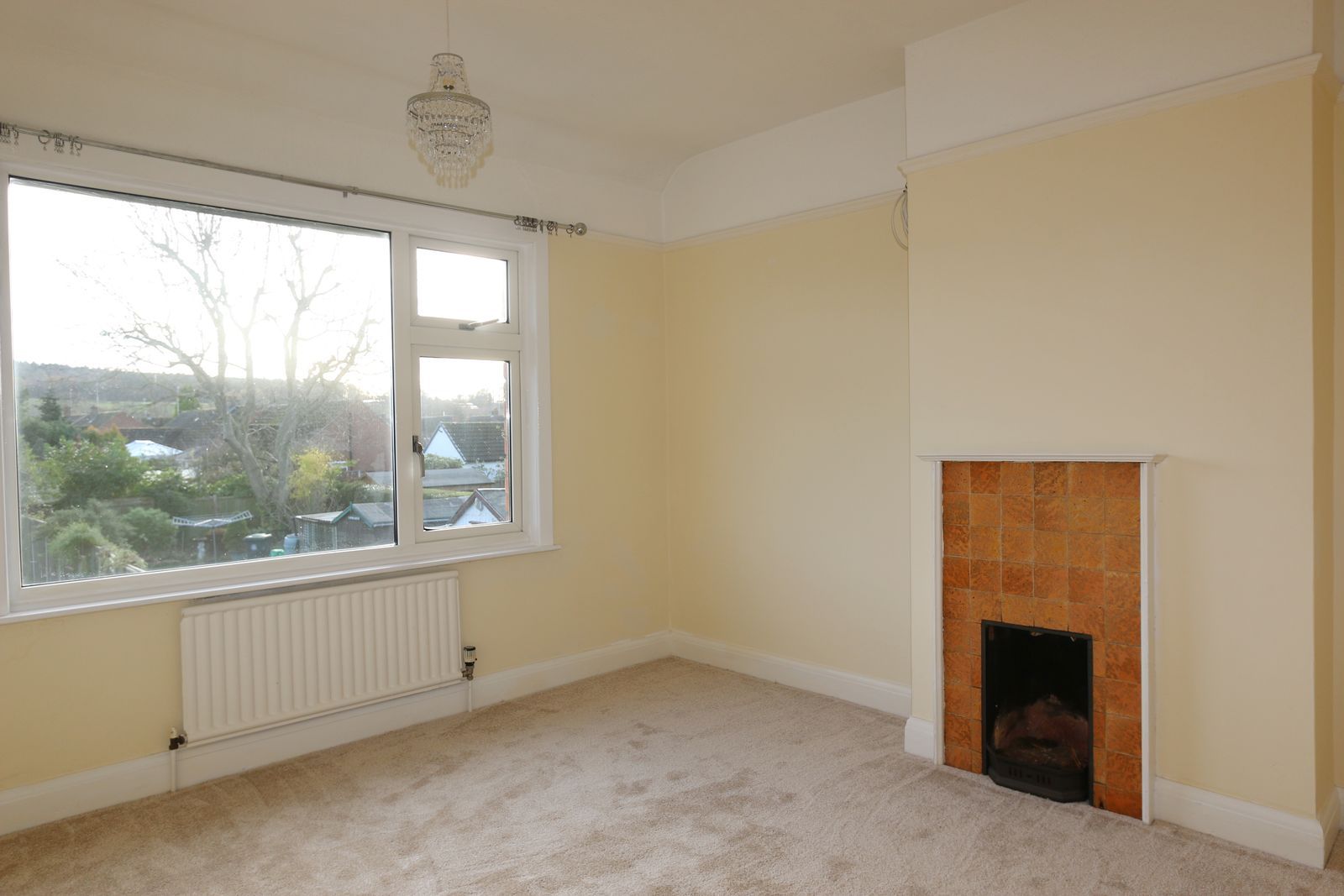 3 bedroom semi-detached house SSTC in Oversley Green, Alcester - Photograph 8