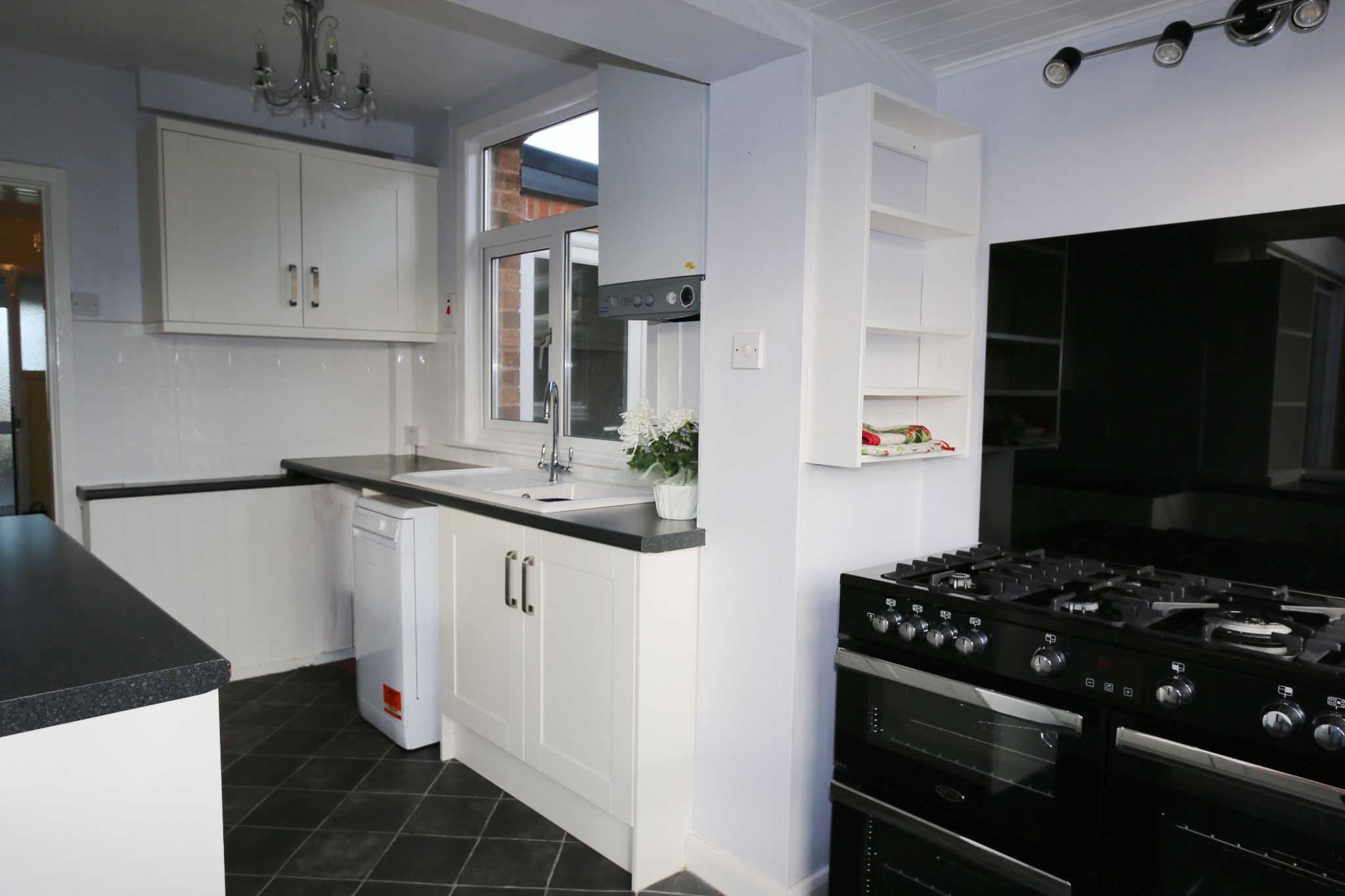 3 bedroom semi-detached house SSTC in Oversley Green, Alcester - Photograph 5