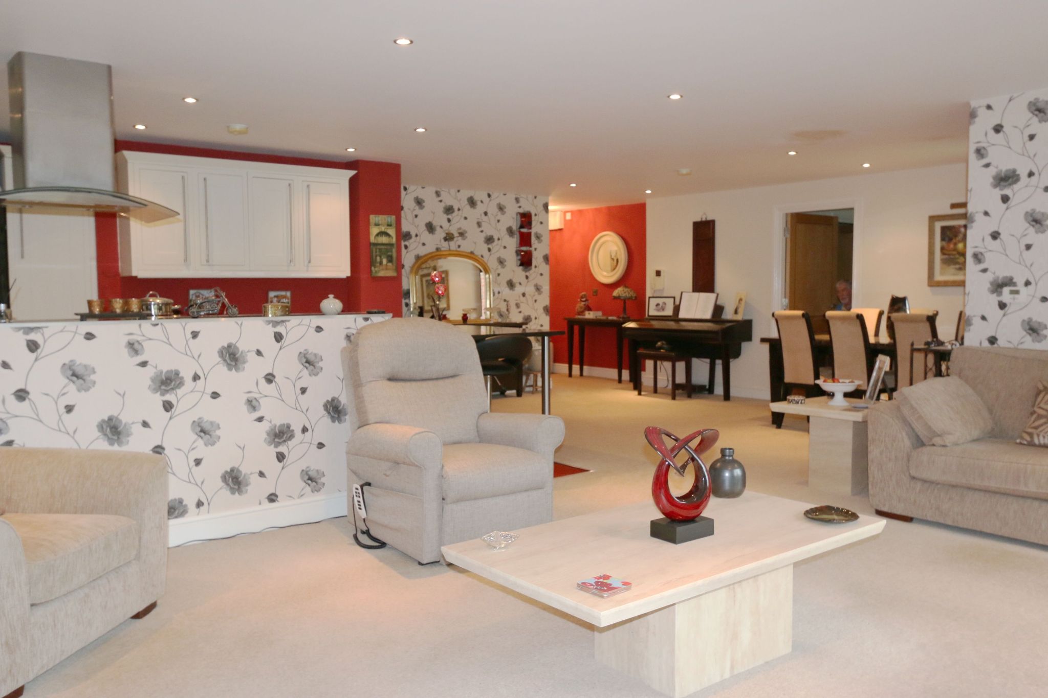 2 bedroom apartment flat/apartment For Sale in Bidford-on-avon, Alcester - Photograph 6