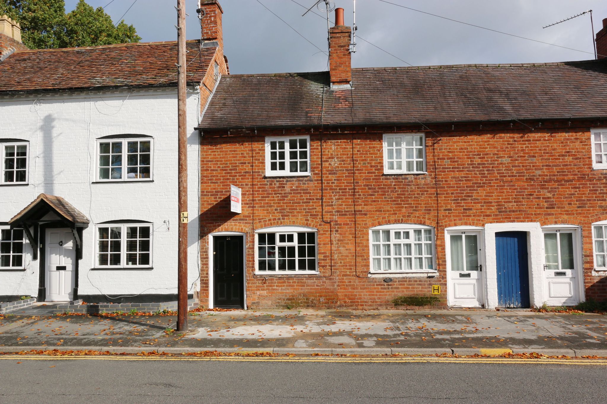 2 bedroom cottage house For Sale Alcester - Photograph 1